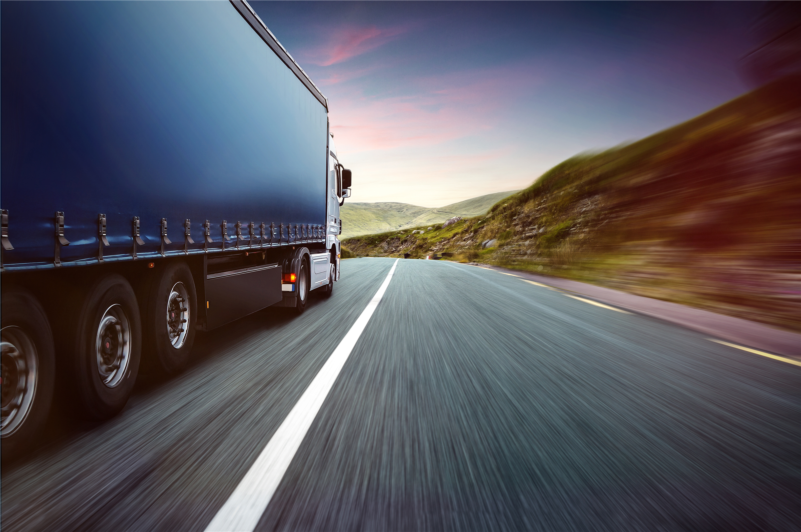 l_are-u.s.-trucking-companies-subject-to-canadian-taxes-.png