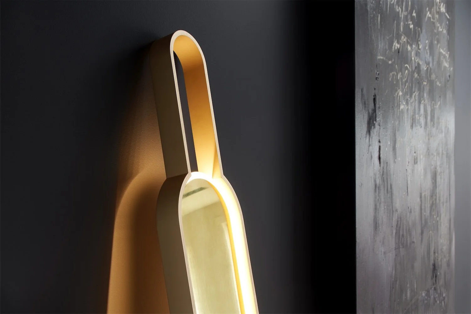 PORTAL FLOOR LAMP (4).jpg