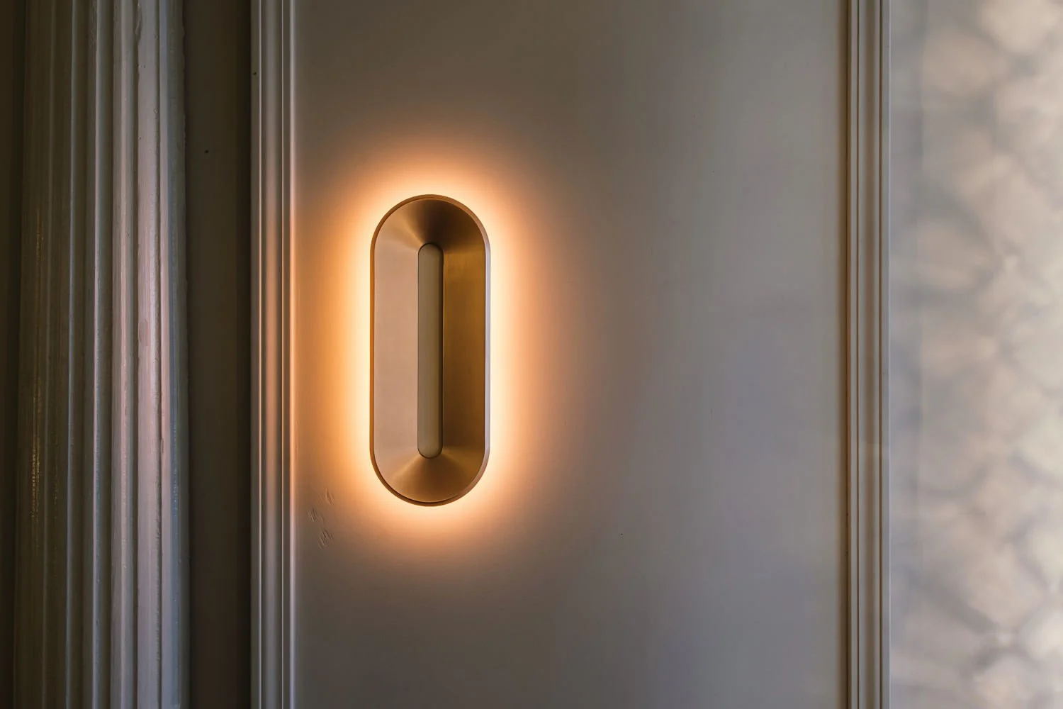 VOID SCONCE