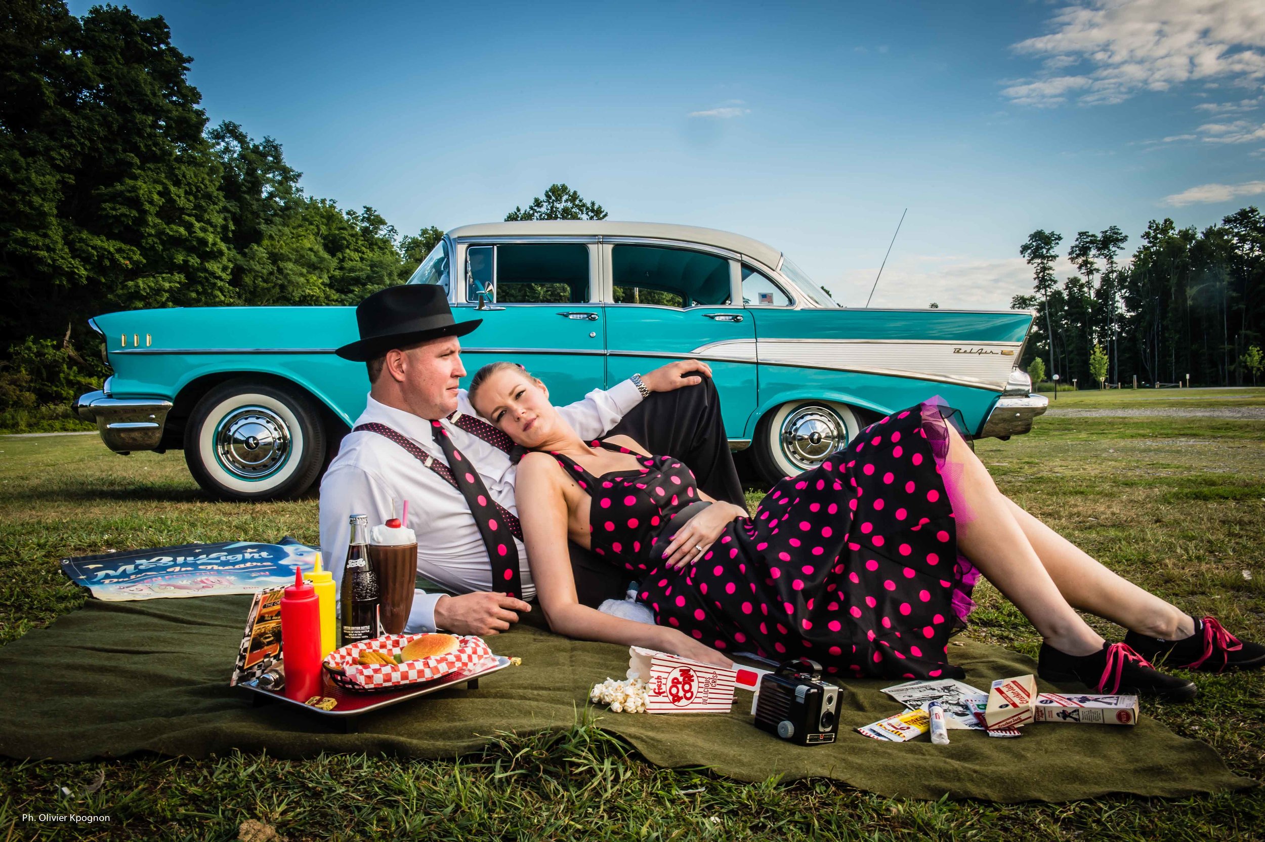 Anneka + Brian E-Session -146.jpg