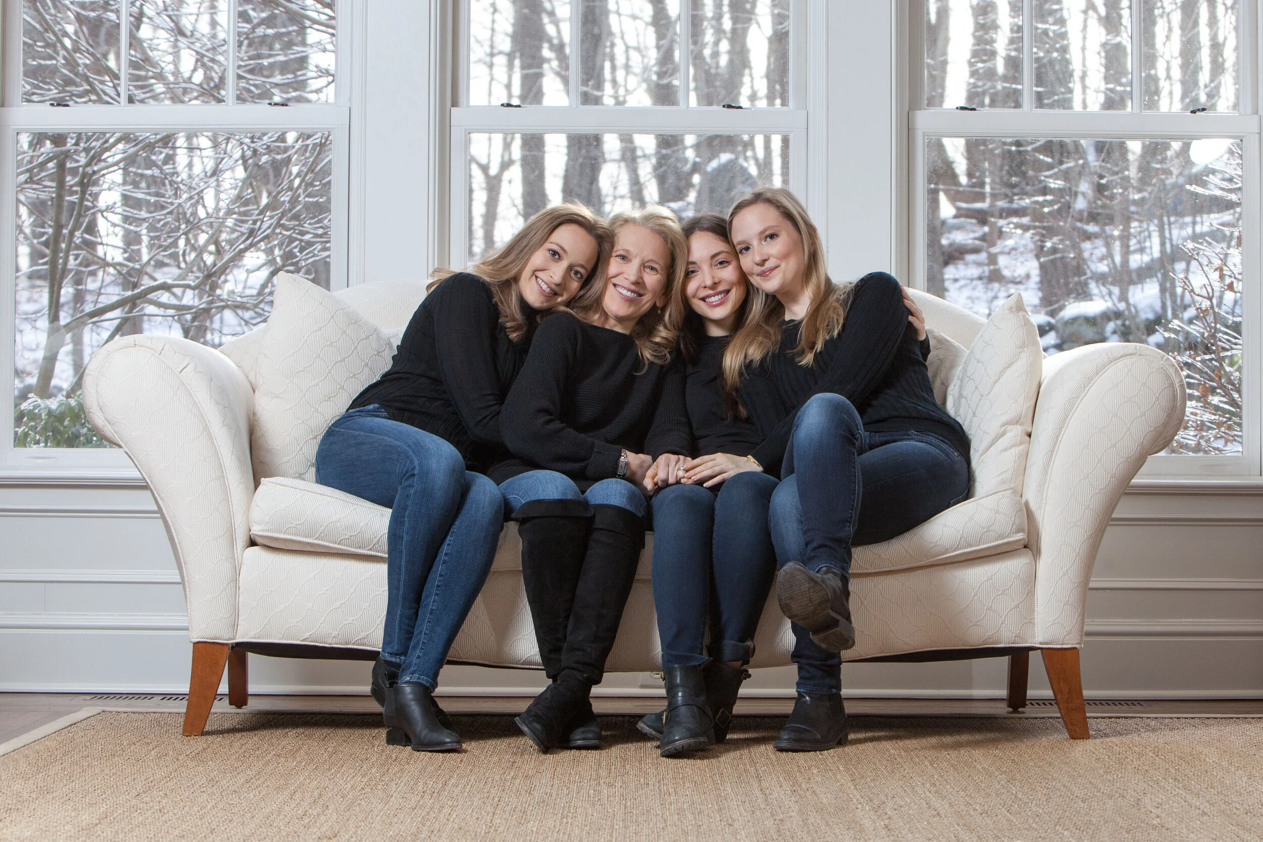 Dale_Troy_Daughters_17_ok.jpg