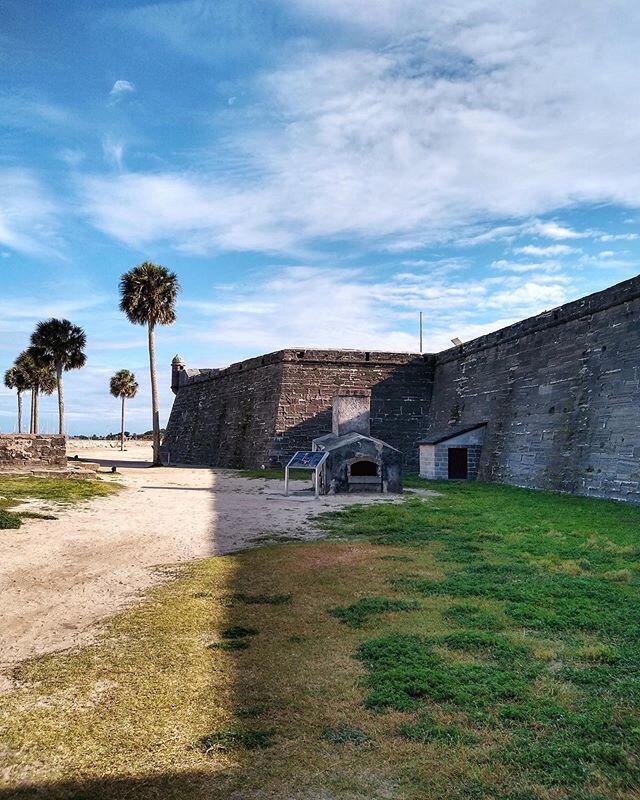 Here&rsquo;s to rediscovering our city...
.
.
.
.
.
.
.
.
.
.
.
.
.
#thisancientcity #wednesdayvibes #floridashistoriccoast #stauglocals #staugustinebuzz #tipsterstaugustine #hellostaugustine #staugustine #stafla #modernoutdoorsman #realflorida #isol