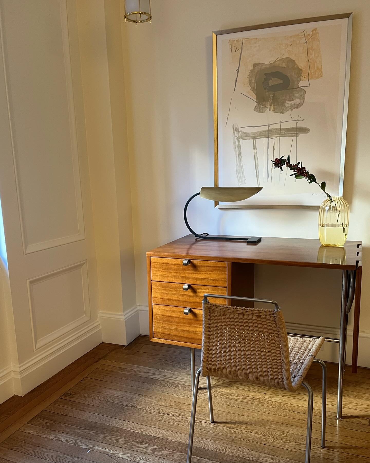 Spring light in our NYC #bingandbing building project-almost complete. #interiorinspo #interiordesign #homeoffice #workspace #danishdesign #piacameroninteriors