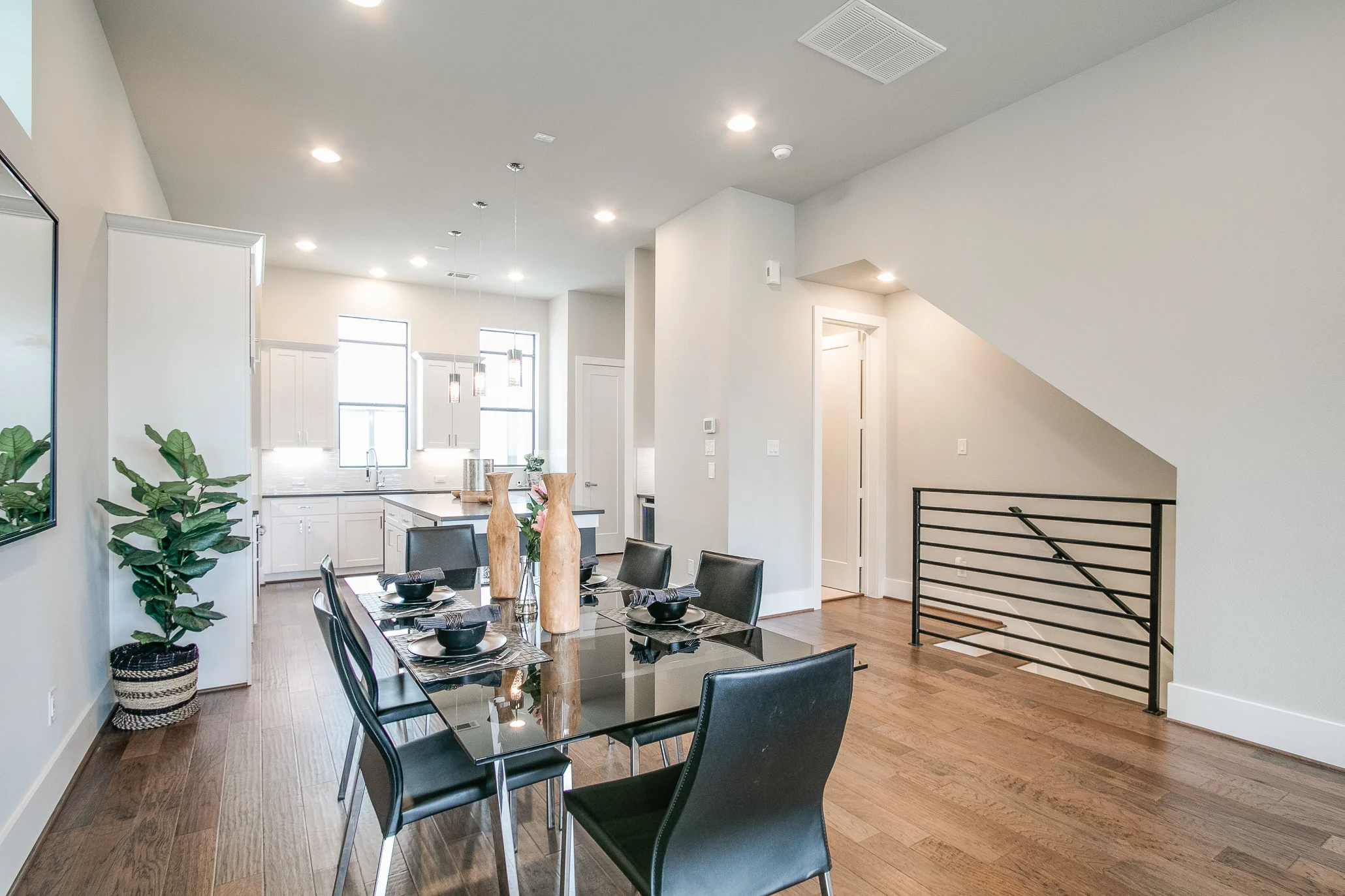 5713 A Larkin15.jpg