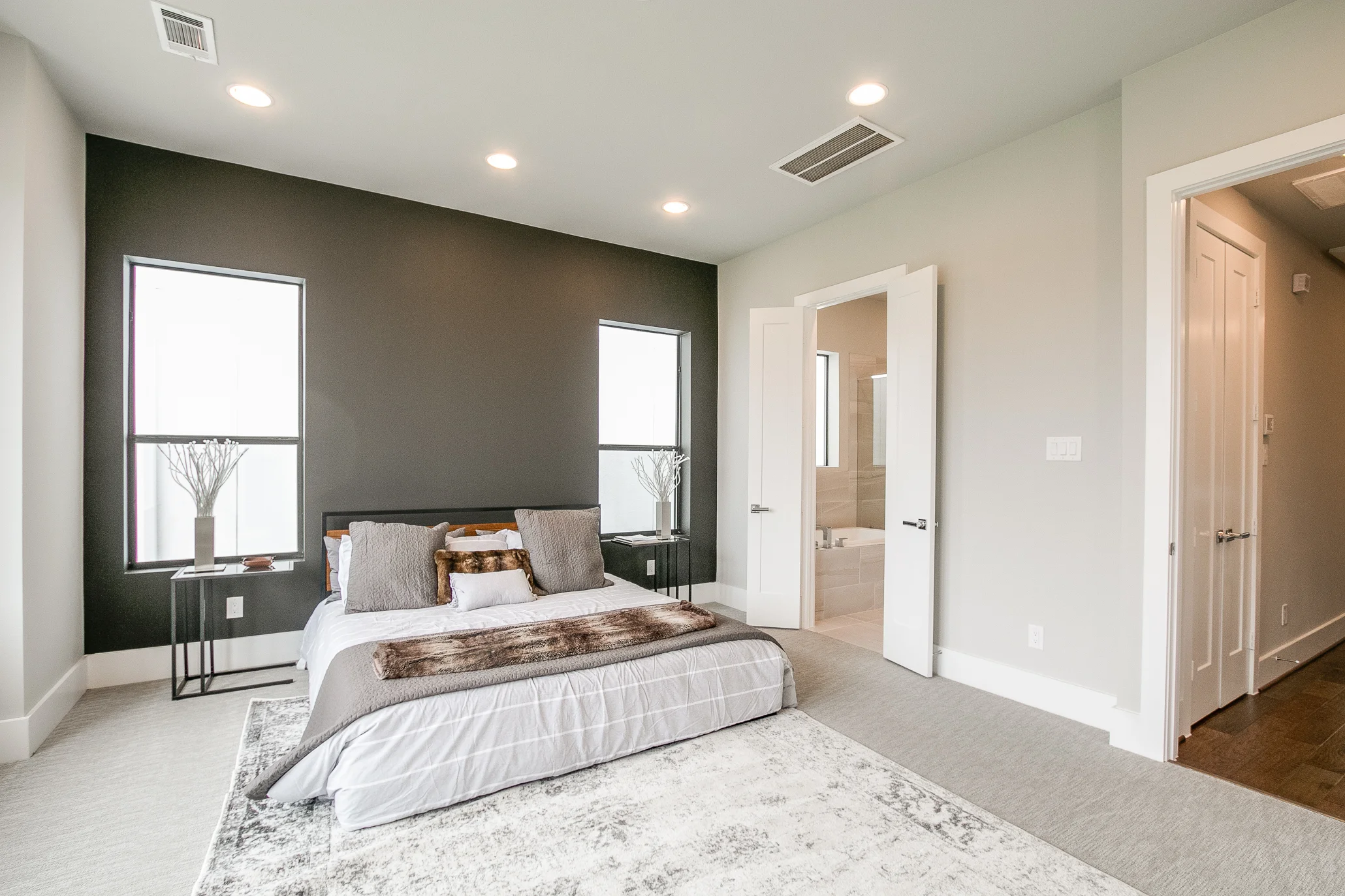 5713 A Larkin28.jpg