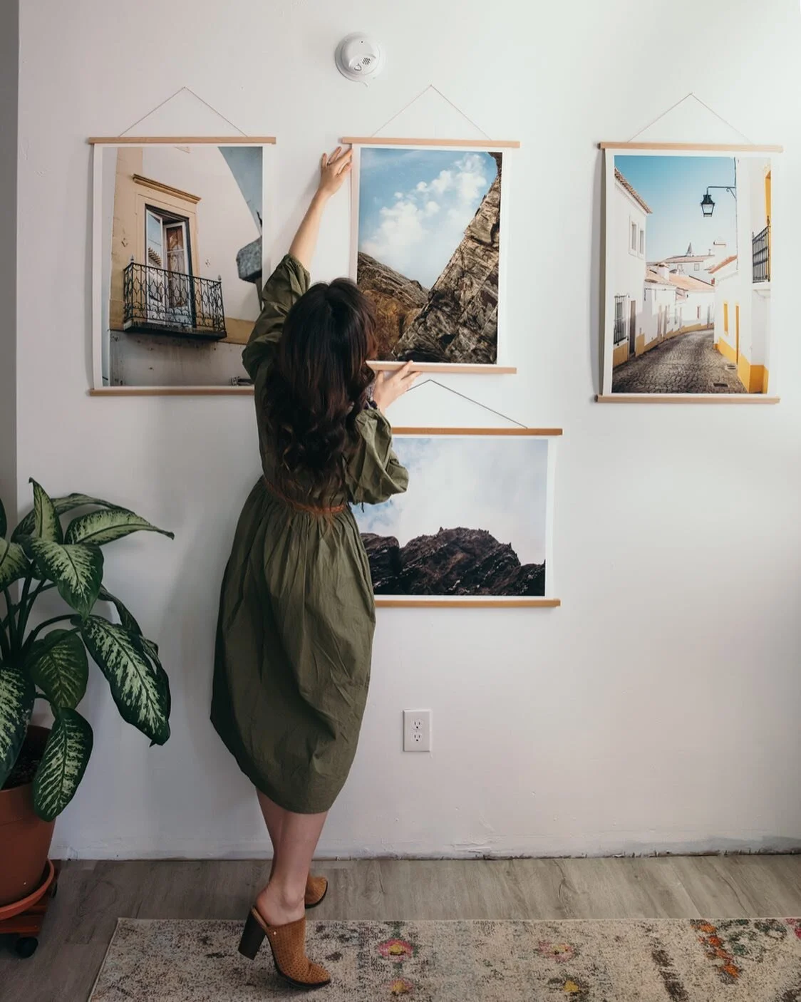 The gallery wall @nomadic.goat is up! You can make purchases in person or online at JessicaWebb.photo! Link is in my bio

I picked 10 photographic works for limited editions, printed in South Portland by @mainephotoworks.

4 of the photos are from my