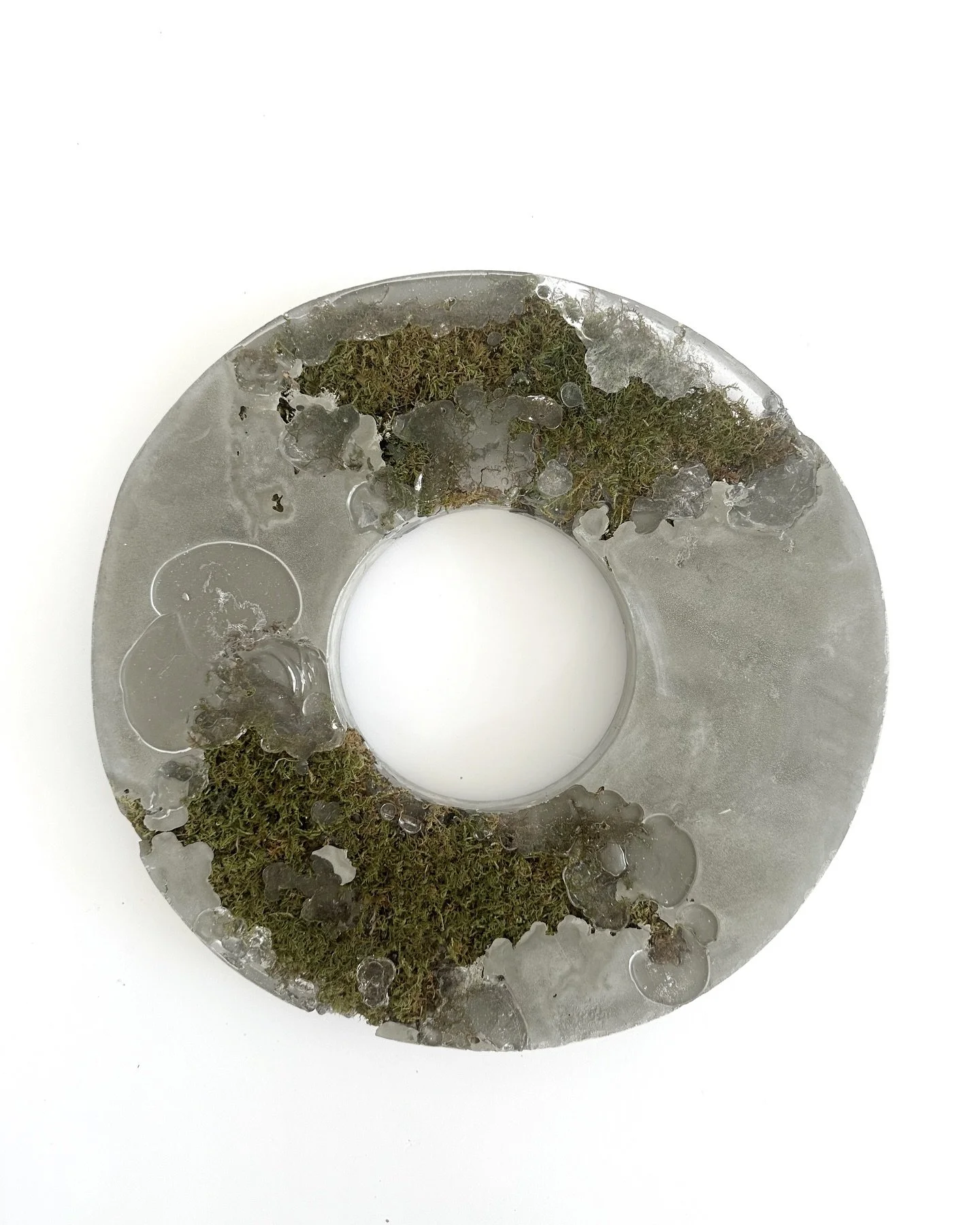 This piece is going to a new home. Thank you @loislambertgallery 🙏 
&bull;
&bull;
&bull;
&bull;
&bull;
#sasinunzohm&nbsp;#emergingartist&nbsp;#wallinstallation&nbsp;#concreteart&nbsp;#naturalartistry&nbsp;#wallsculpture&nbsp;#creativecollective&nbsp