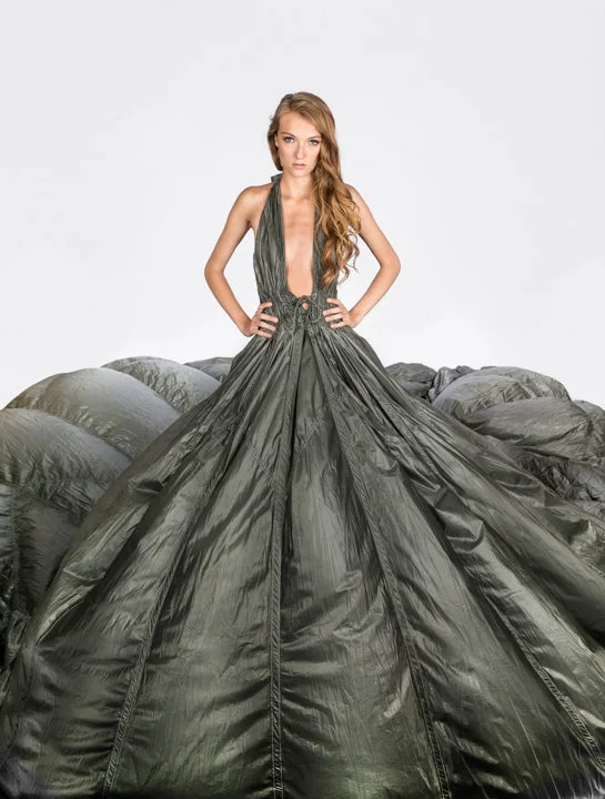 parachute-30-front-2.jpg