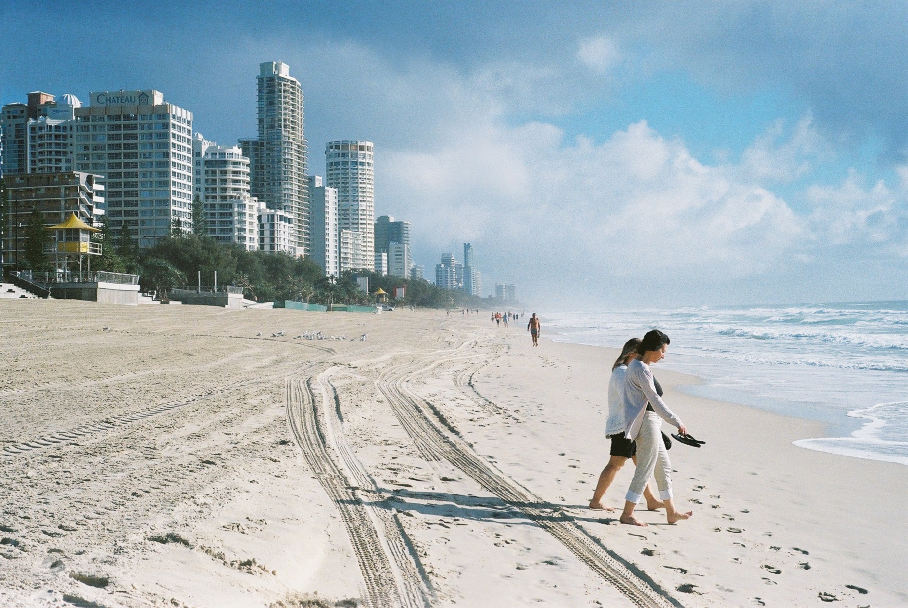 Come live the high life in Surfers' Paradise
