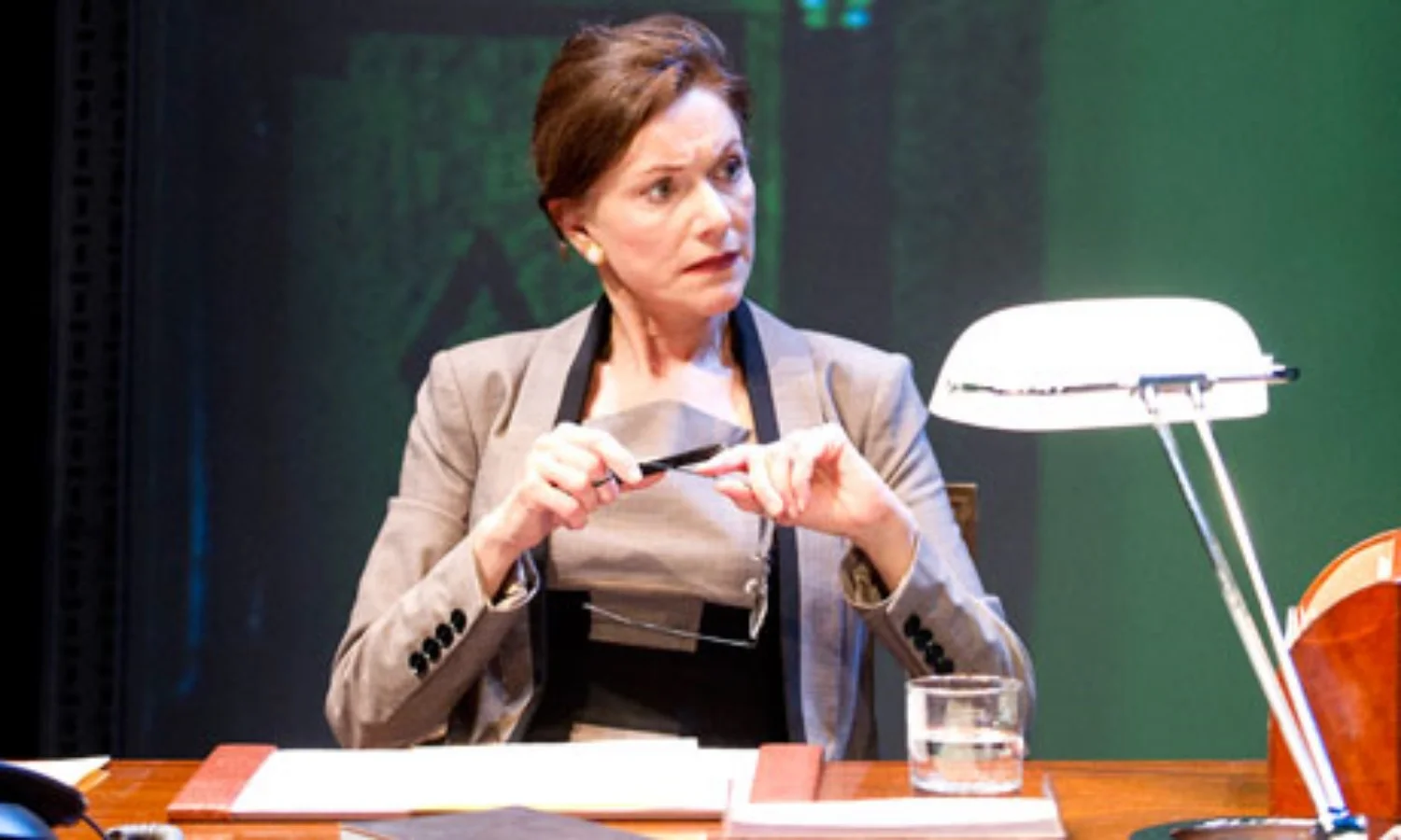 Belinda-Lang-as-the-prime-007 (1).jpg
