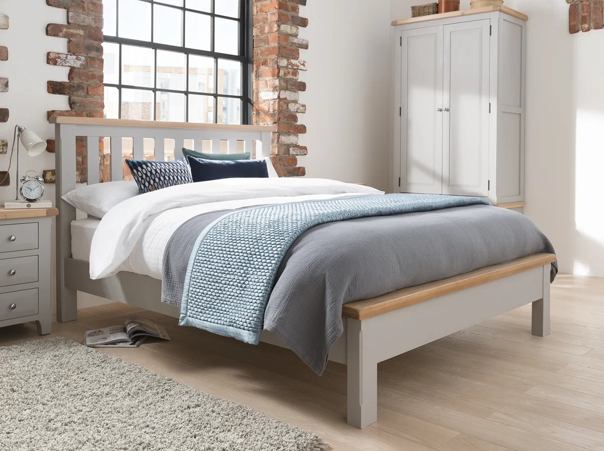 1490027295_Clemence_Bedroom_Bed.jpg