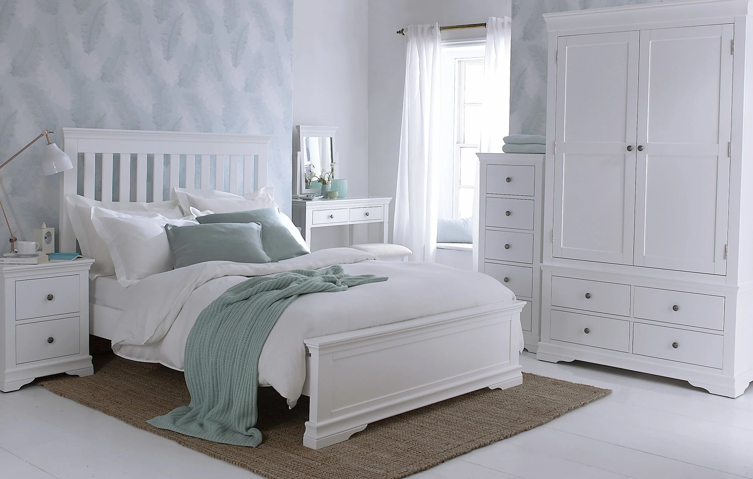 SW Bedroom white 1.jpg
