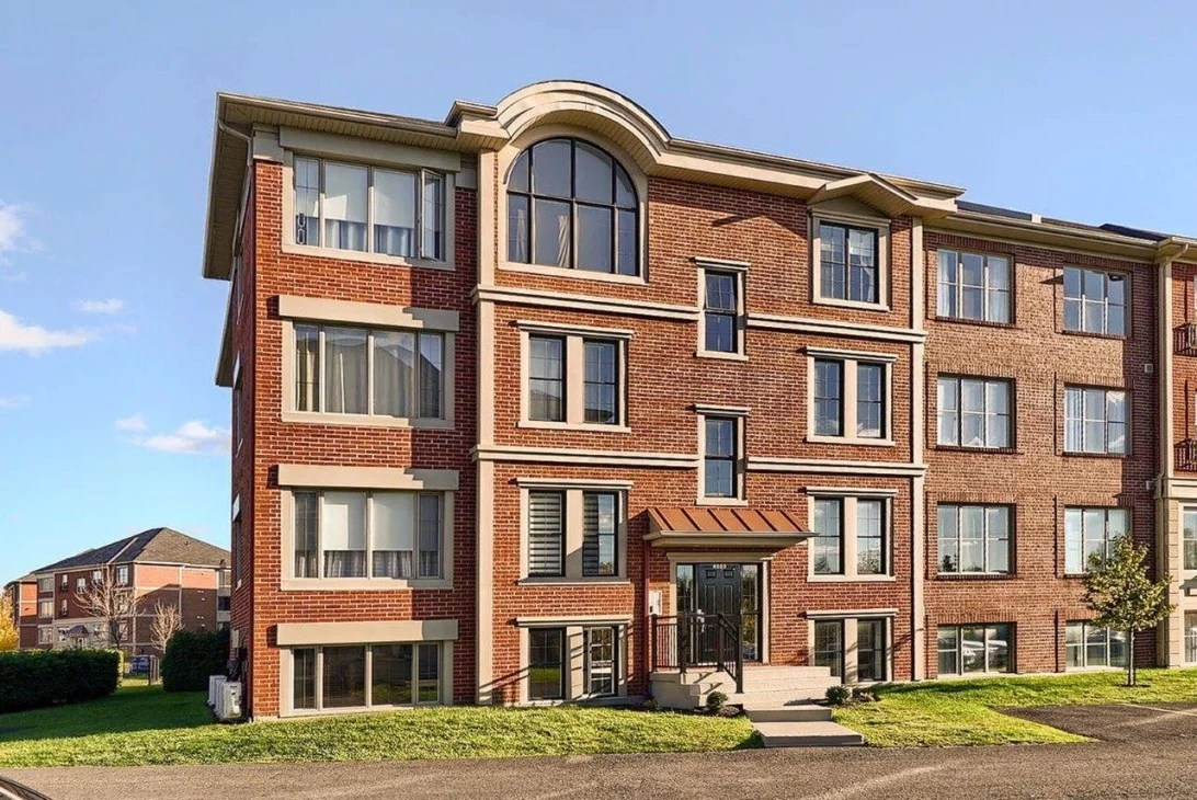 Beautiful-brossard-condo-4585-Ch-des-Prairies-app2-qc.jpg