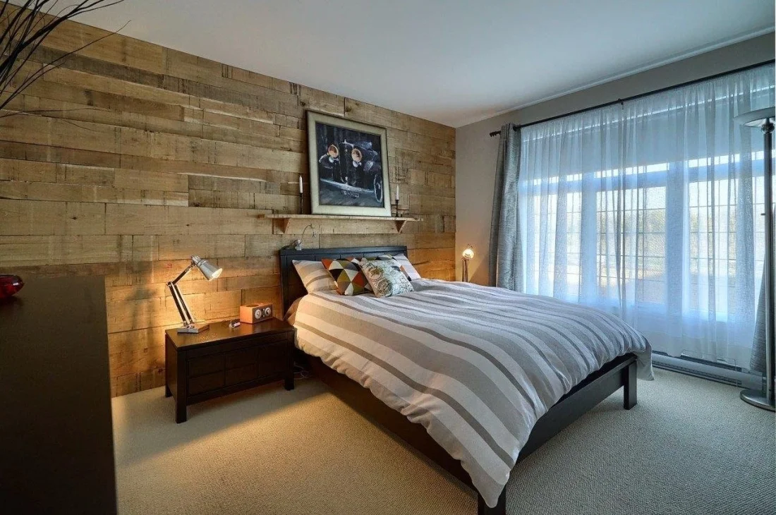 confortable-condo-bedroom-8125-rue-de-londres-brossard-qc.jpg