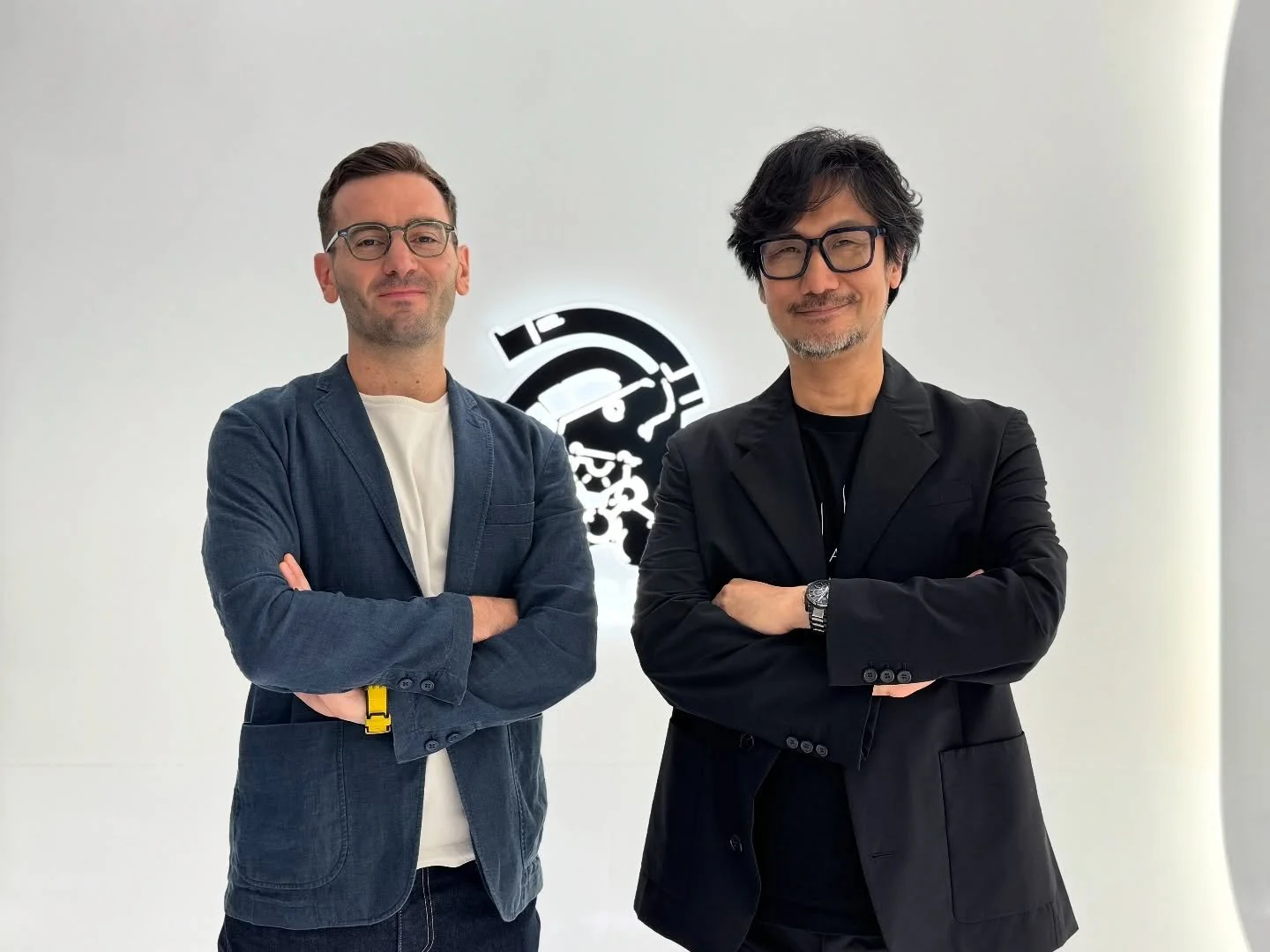 Our team visited the KOJIMA PRODUCTIONS office today, and had the pleasure to meet with Hideo Kojima in preparation for the #DeathStranding #StrandsofHarmony tour!

Stay tuned for some exciting announcements 🎶