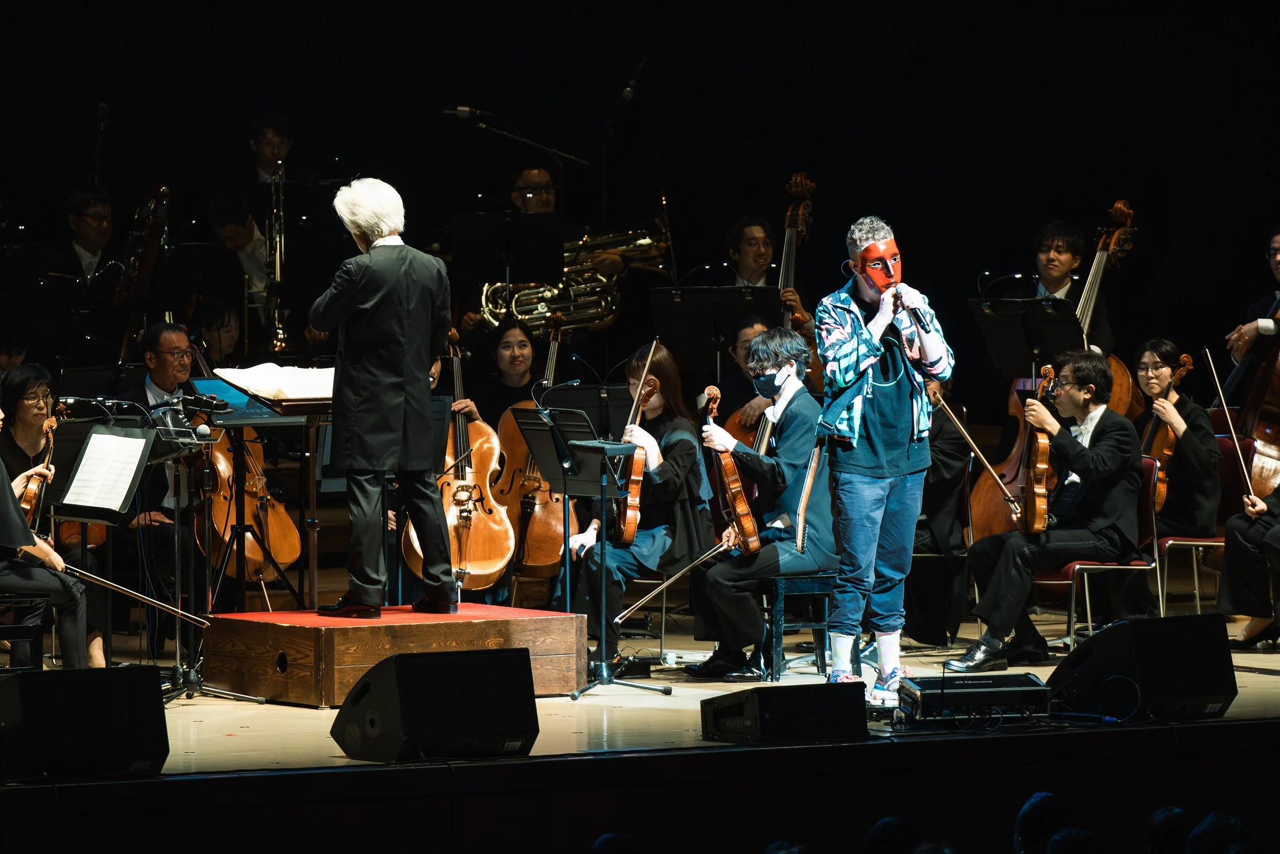 strands-of-harmony-world-tour-live-production.jpg