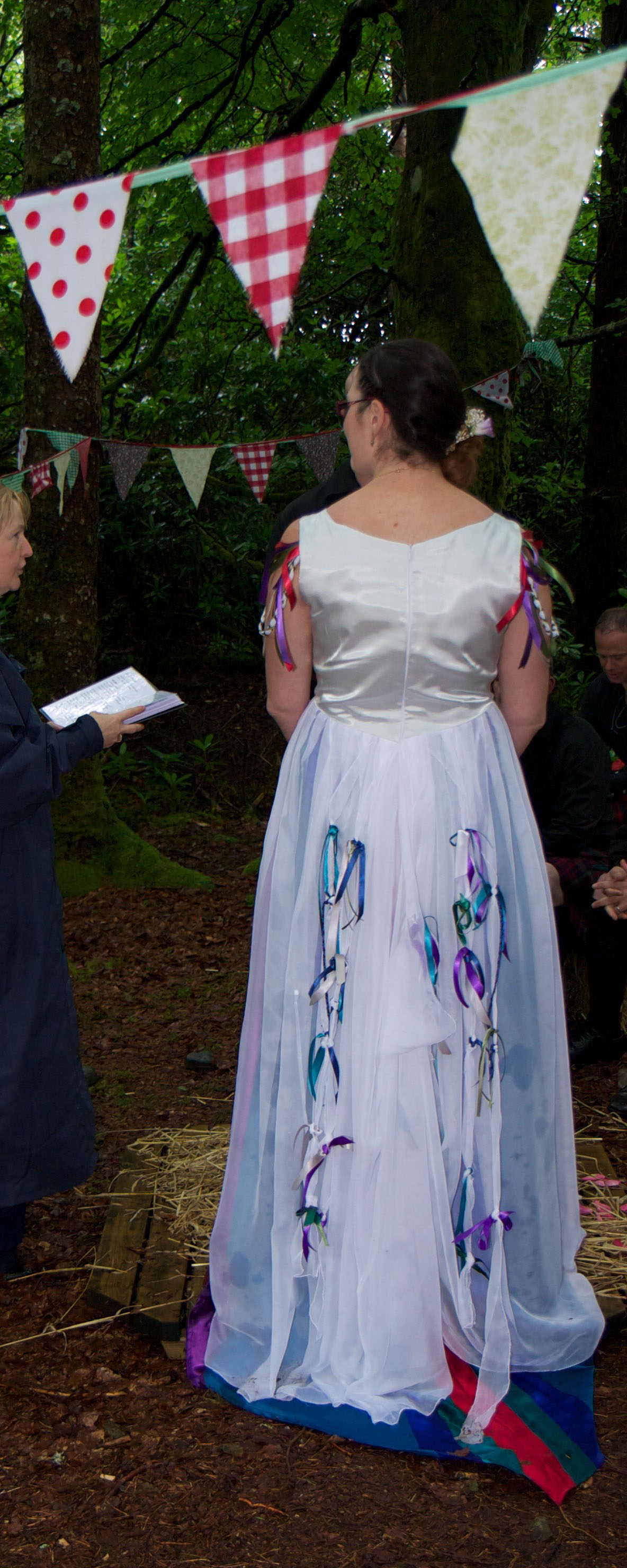 bride wedding dress bespoke lorna gillies 2.jpg