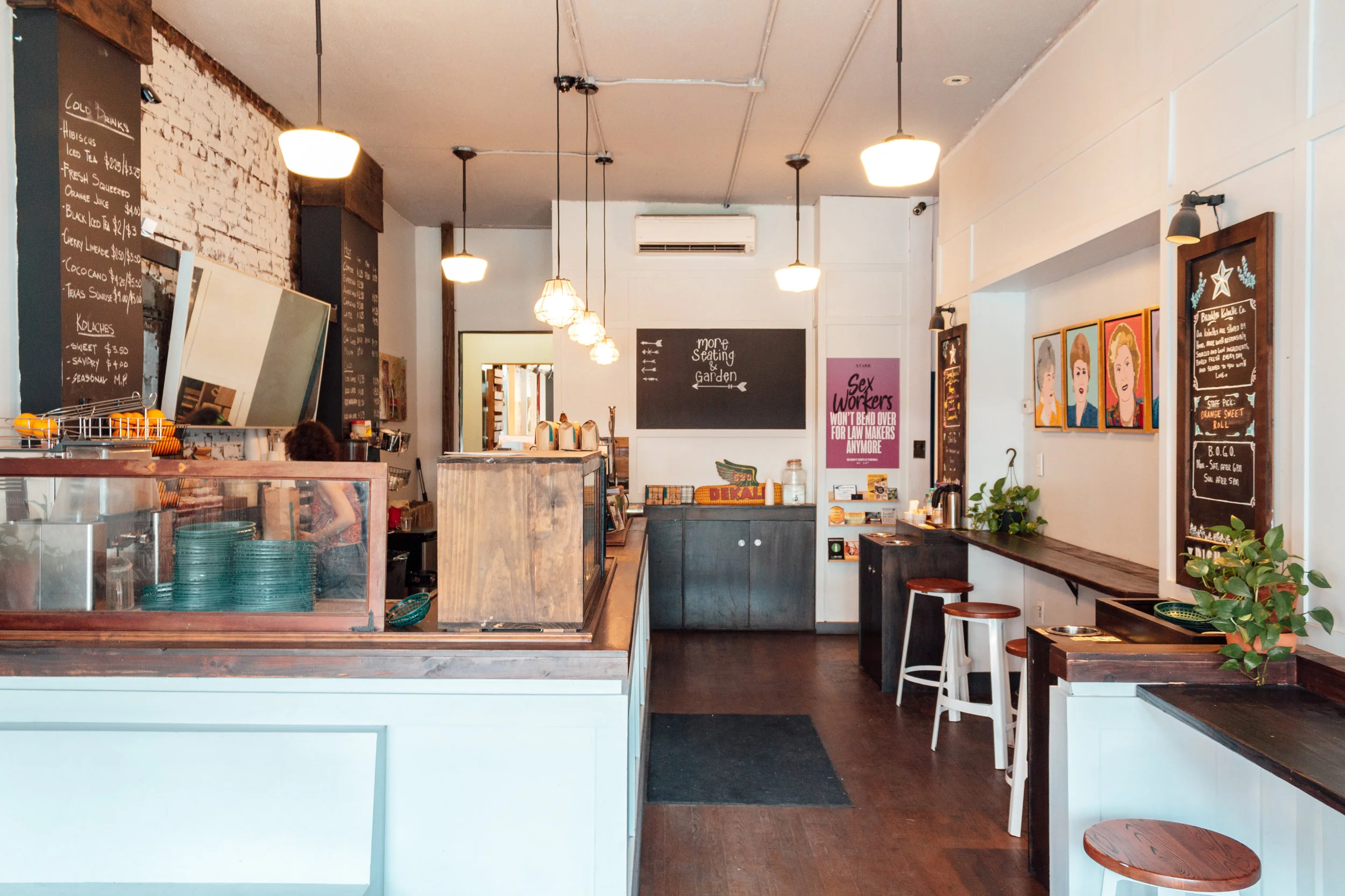 RARE/finds: Coffee Shop Vibes