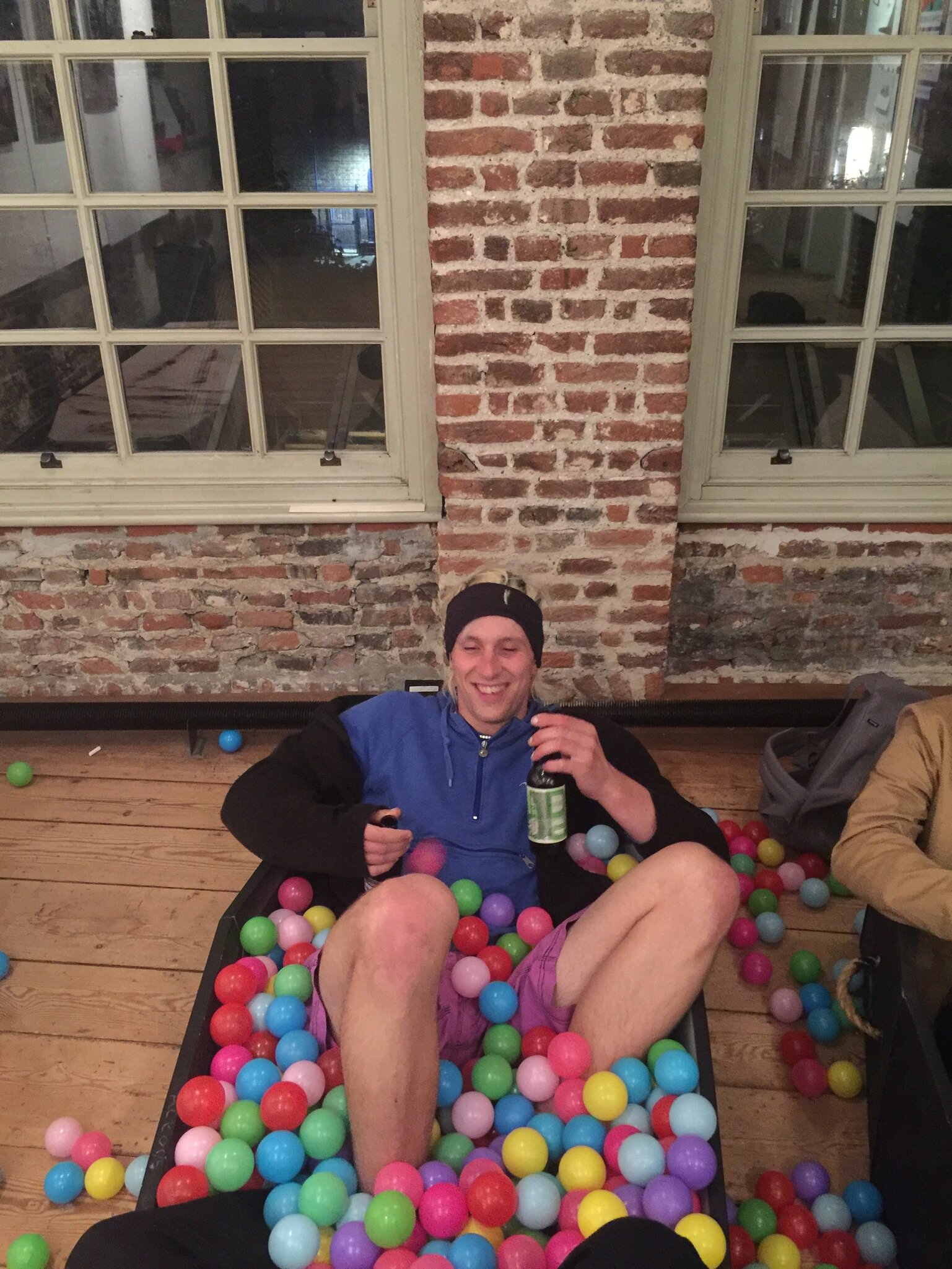 Coffin ballpit