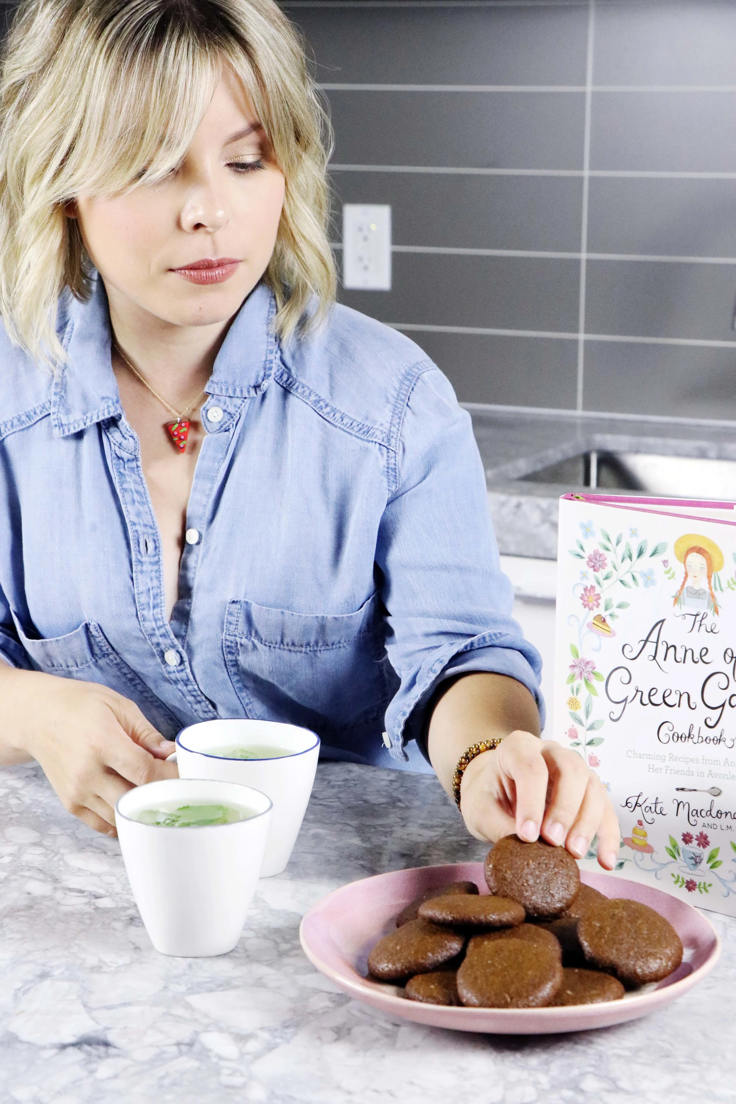 ane of green gables cookbook 16.jpg