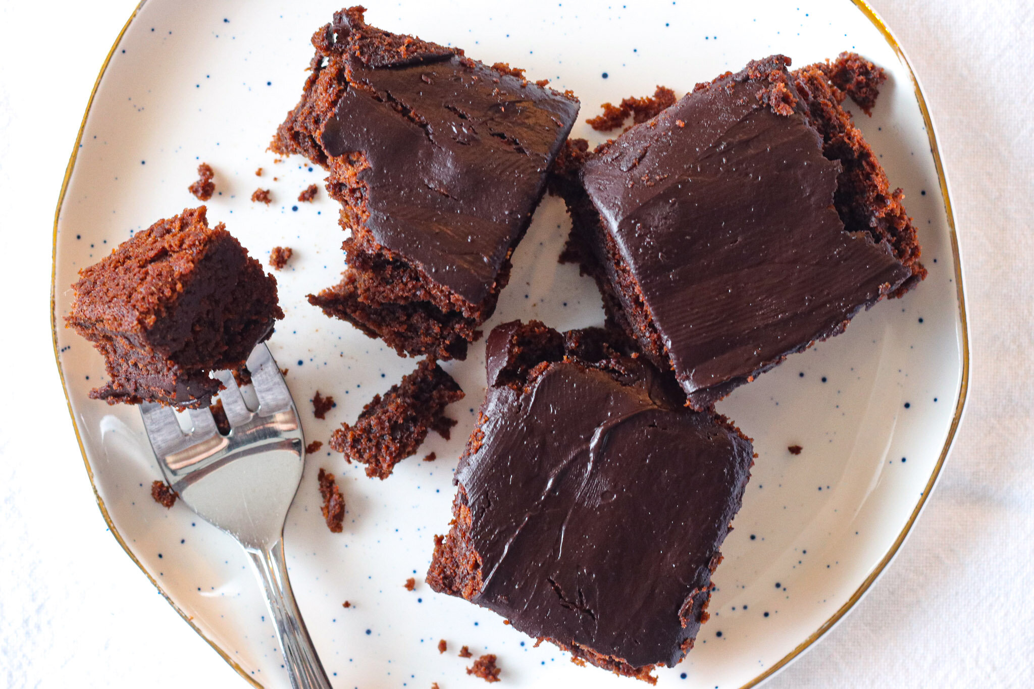 Decadent Gluten Free, Top 8 Allergen Free Chocolate Cake — Everyday ...