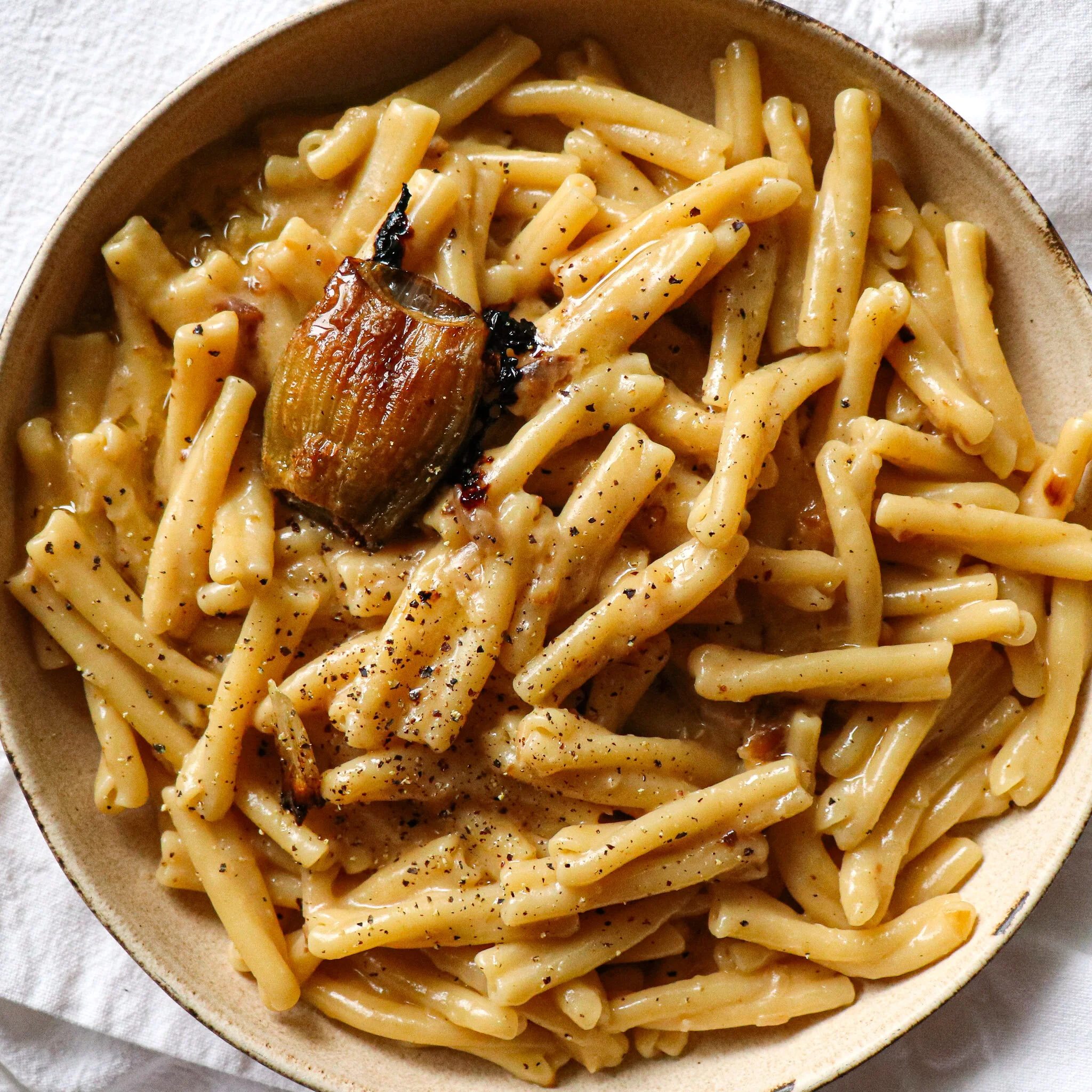 roasted garlic and caramelized shallot pasta-3.jpg