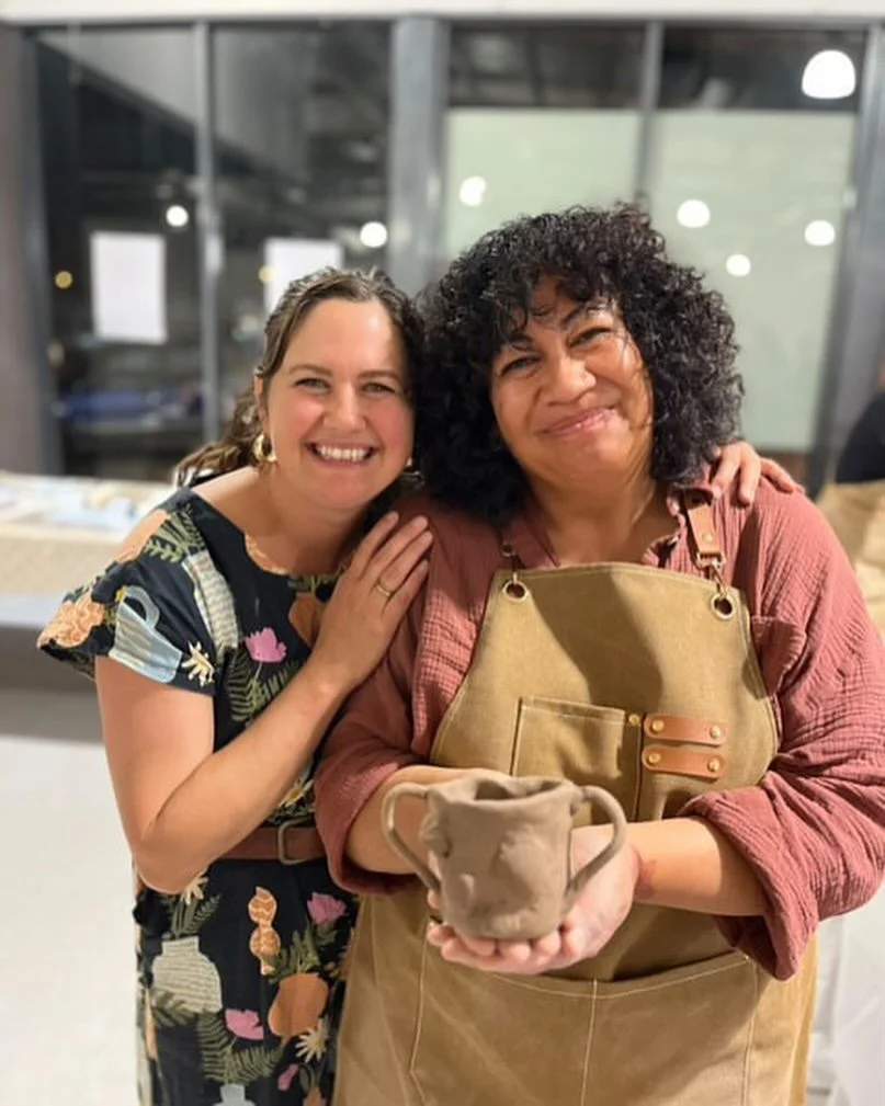 An evening with friends, mud and Margaritas π€π€
~
Thank you dear Kayla @retro.squid for the fun evening. And oh how we love a creative sister table sharing hui (yarns) and laughter!
~
Thank you @artellaboylan for the fabulous space and I am so l