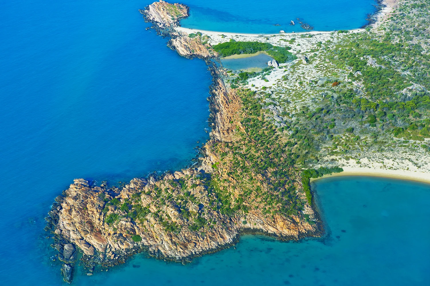 grooteeylandt_gretacostello_web_colour03.jpg