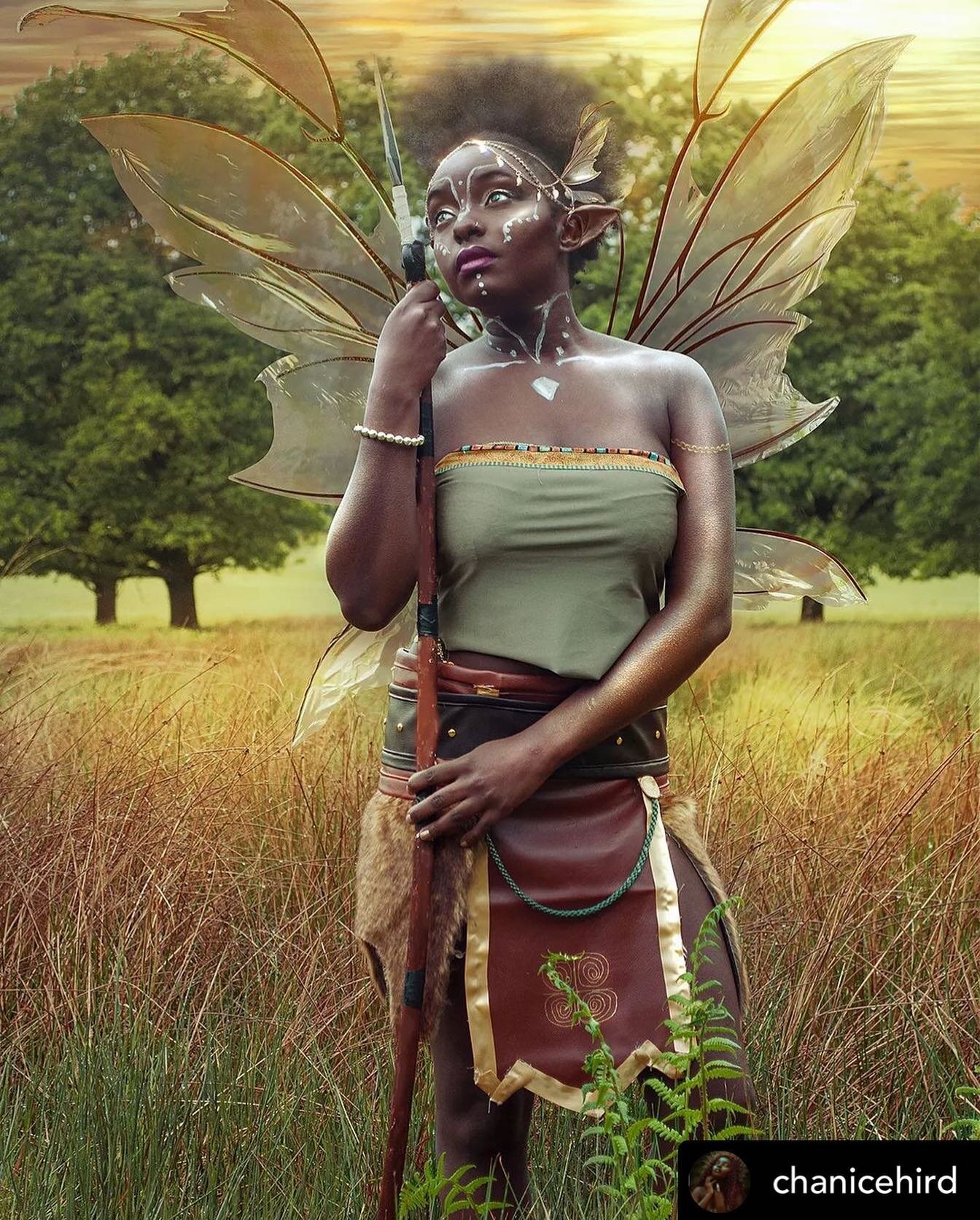 This photo series from Chanice is jaw droppingly beautiful!
🦋Shown are my Kira fairy wings overlays.
Posted @withregram &bull; chanicehird 🧚🏾&zwj;♀️𝓑𝓵𝓪𝓬𝓴 𝓕𝓪𝓮 𝓓𝓪𝔂🧚🏾&zwj;♀️

Happy Black Fae Day everyone! And what a magical one this year