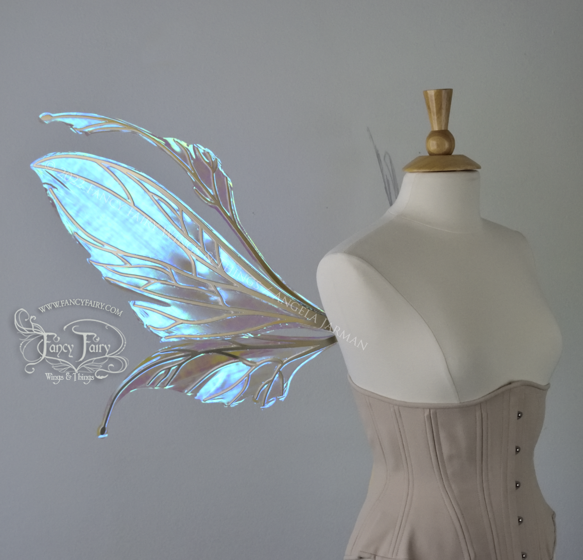 Iridescent fairy wings necklace- Triad with opalite - Geek and Artsy