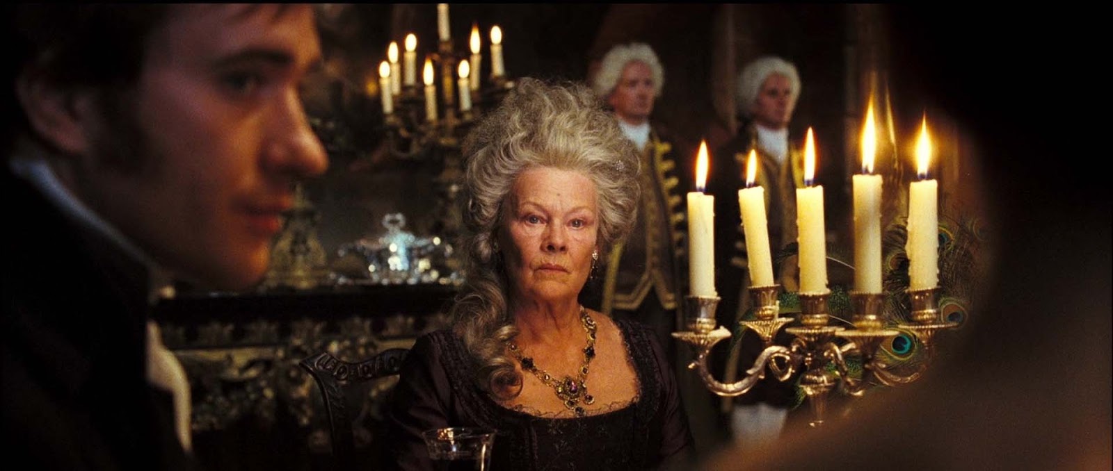 Lady Catherine (Dame Judi Dench) and Mr Darcy (Matthew Macfadyen). Credit: Studio Canal; Working Title Films.