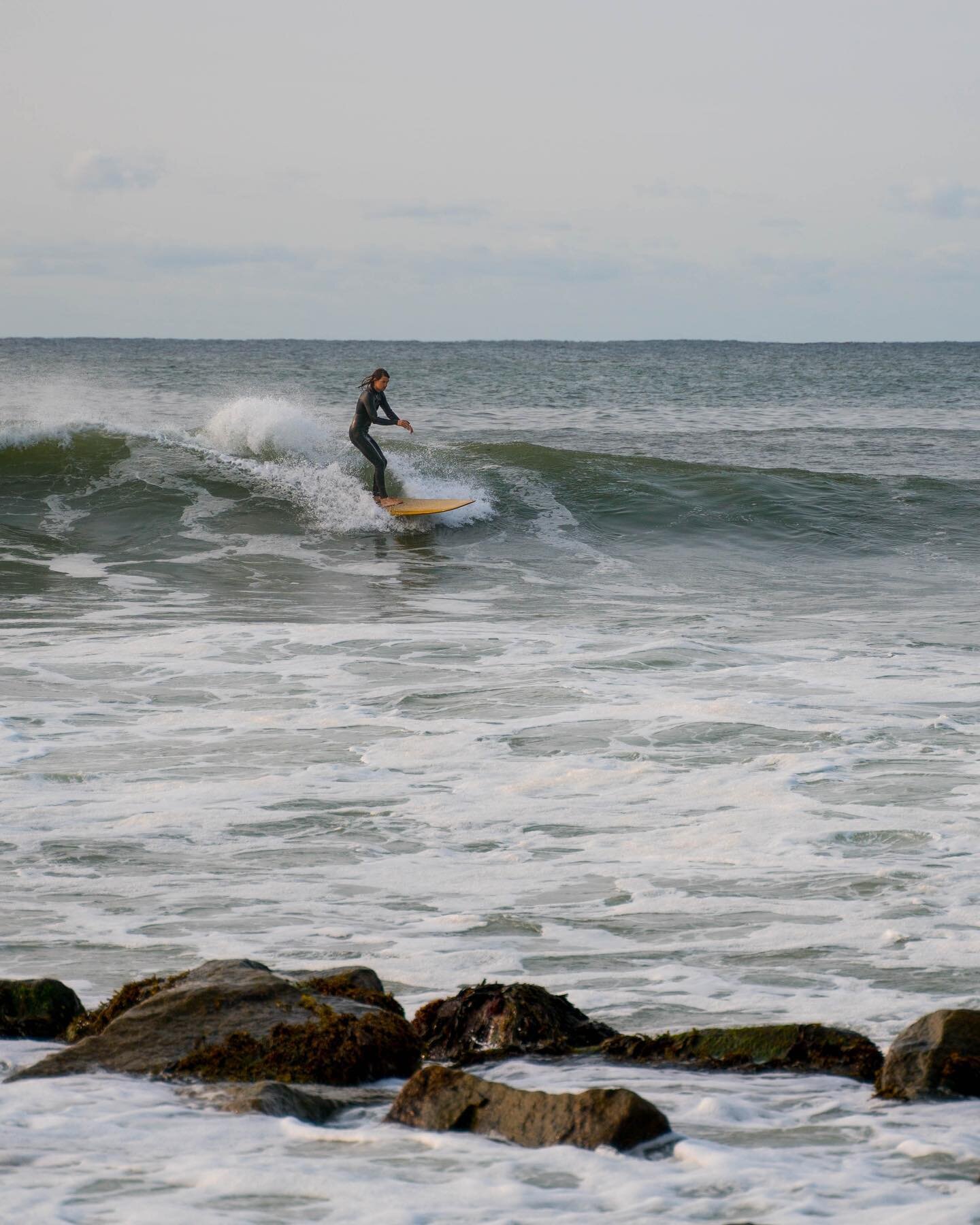 Of all the east coast surf stops, this place stands out. South facing, wind protected beaches with left and right point breaks wrapping around a lighthouse 🤤