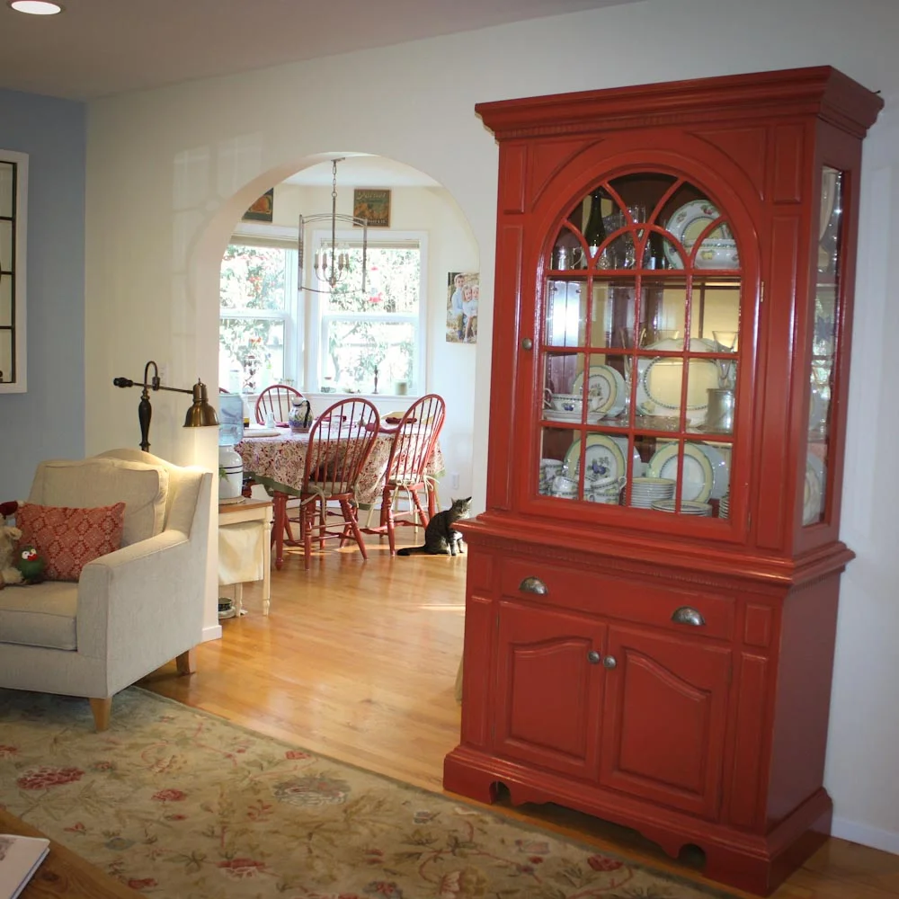cabinet:chairs:wall.jpg