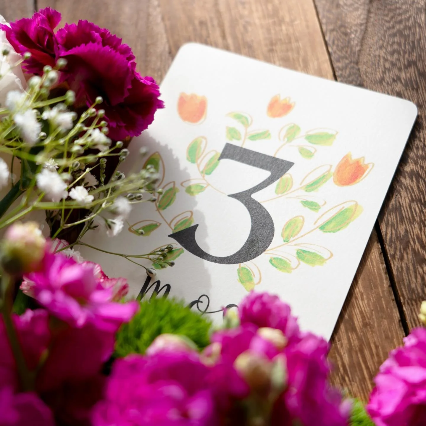 IRODORI 9年3ヶ月の誕生日
クリスマス、年の瀬、年明け
わくわくの2週間
. #irodori_baby #irodori_3mos #monthlyphoto #マンスリーフォト #マンスリーカード フォトカード 3ヶ月 出産祝い ベビーギフト 3months photo irodoribaby 新米ママ マタニティー 出産準備 アニバーサリー anniversary お祝い プレママ 成長記録 簡単成長記録 ベビーフォト cadeaubebe cadeaunaiss