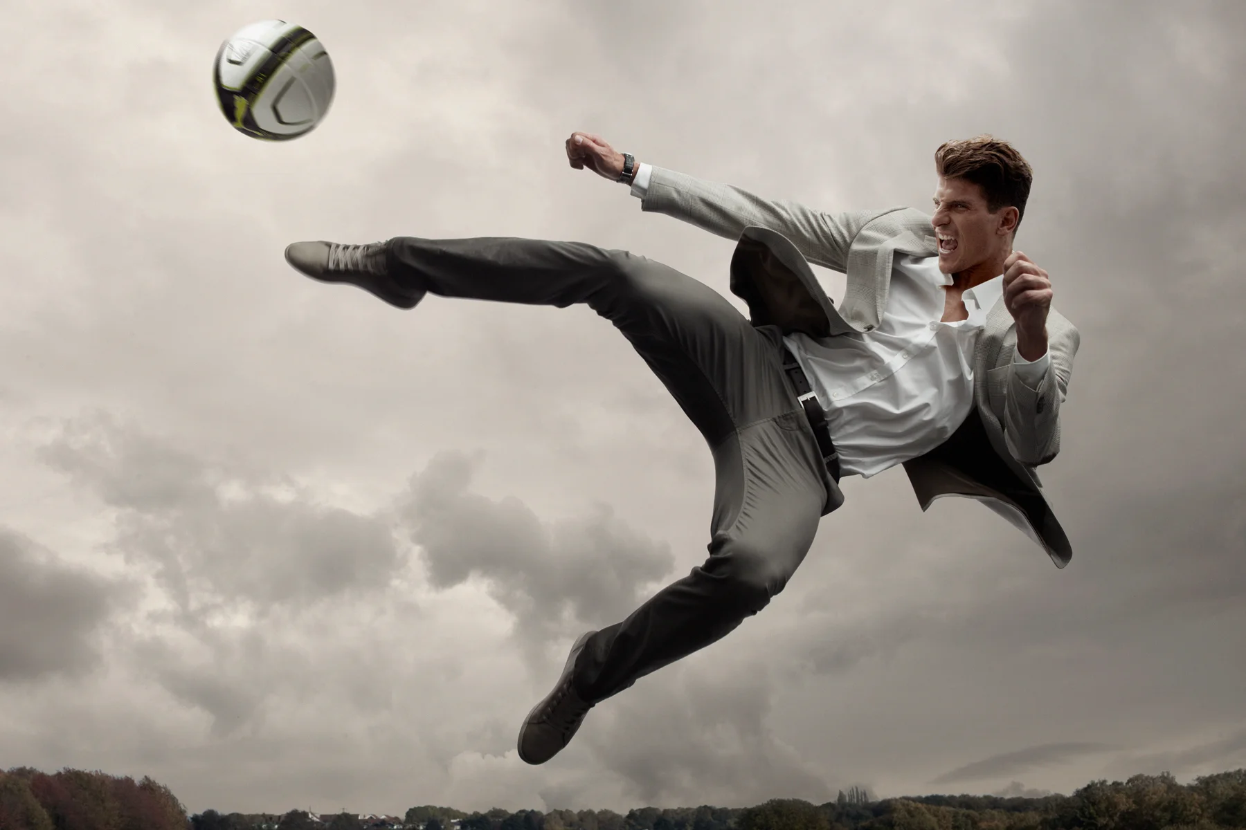 Mario Gomez Stern .jpg