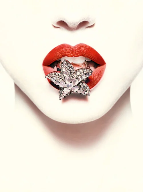   STYLING &nbsp;Svenja Brecht  JEWELLERY &nbsp;Pomellato 