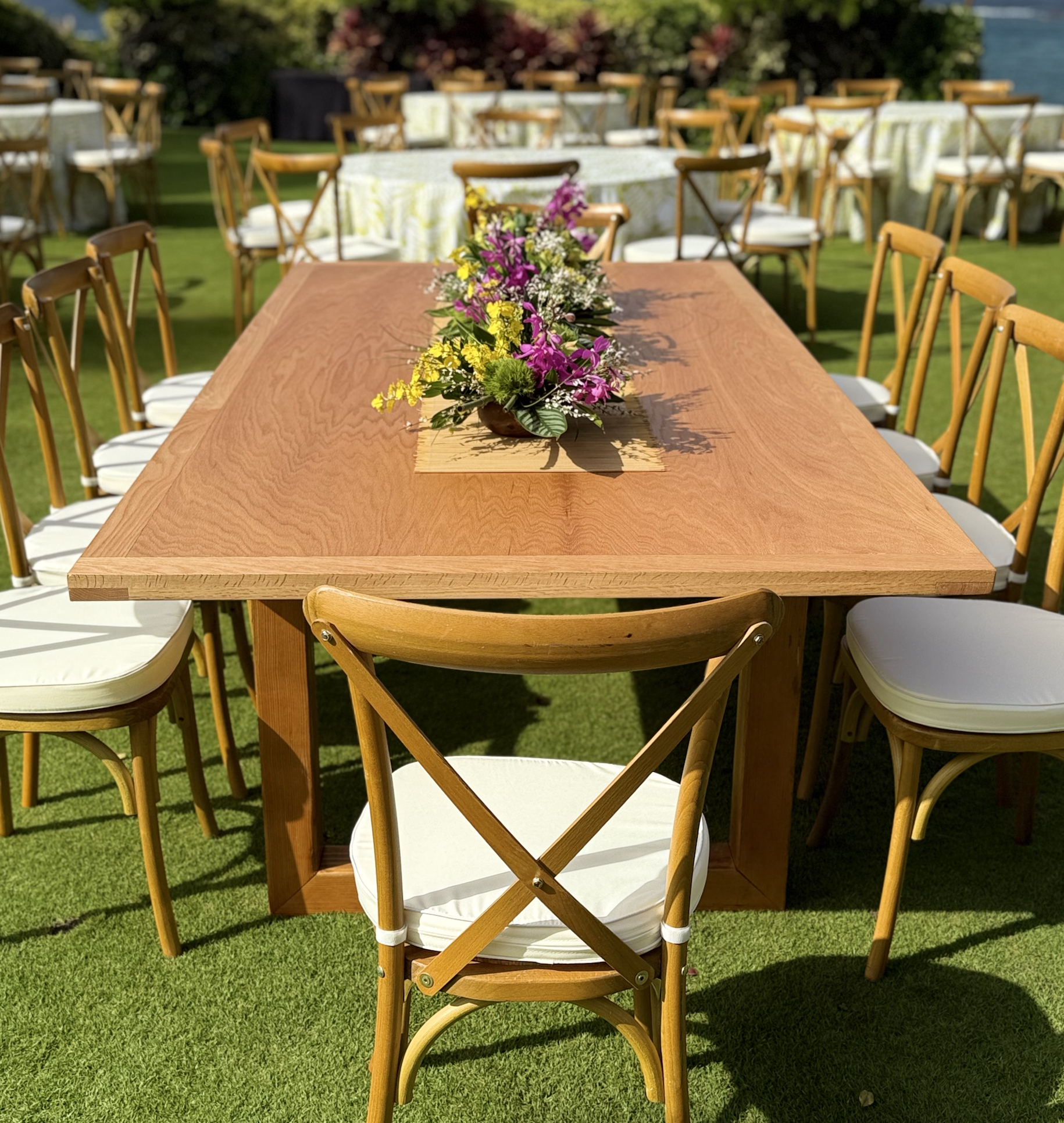 Red Oak Kings Tables