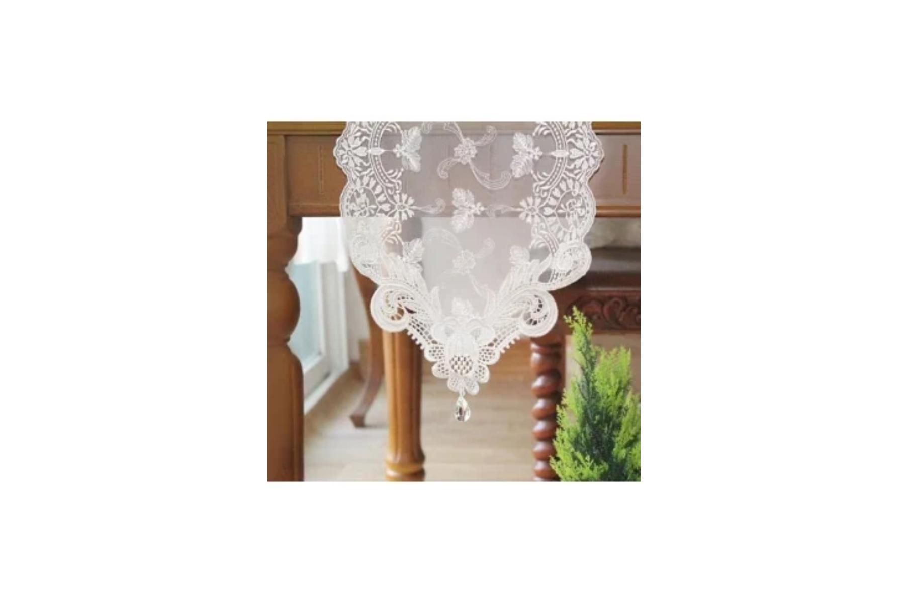 Heirloom Lace Runner WE 02 Listing.png