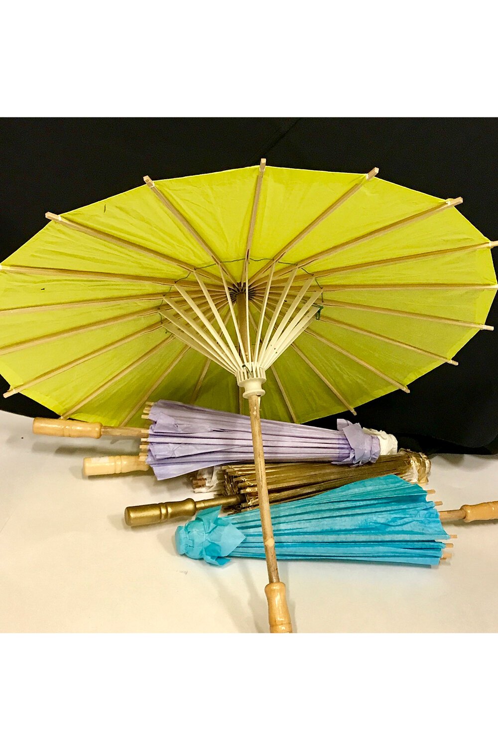 PP1-Small-Paper-Parasol-16x-21-Hight-x-Open-Diameter-SPECIALTY-QTY-18.jpg