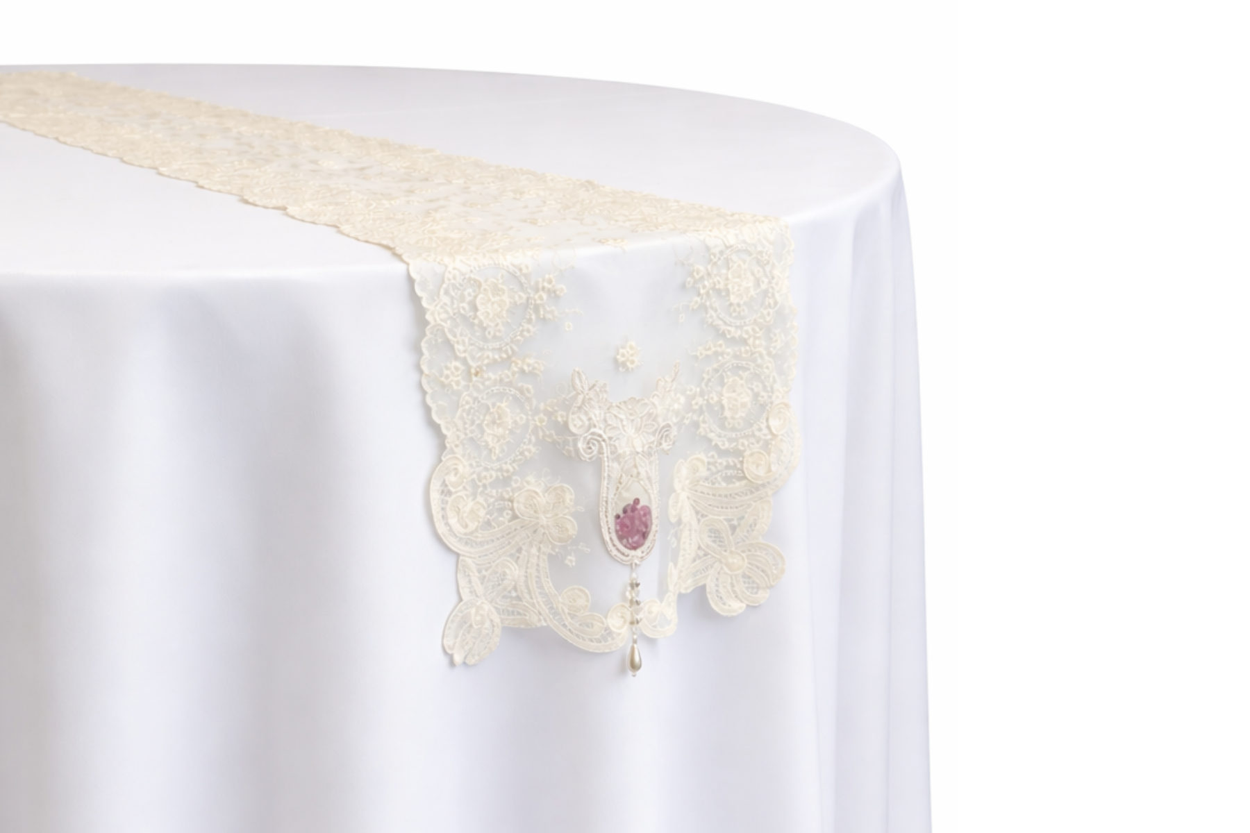 Heirloom Lace Runner WE 08 Table Listing.png