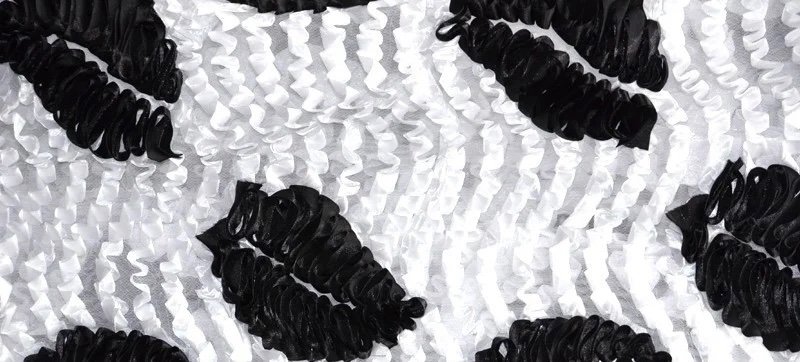 Leaf Ruffle - Black White.jpg