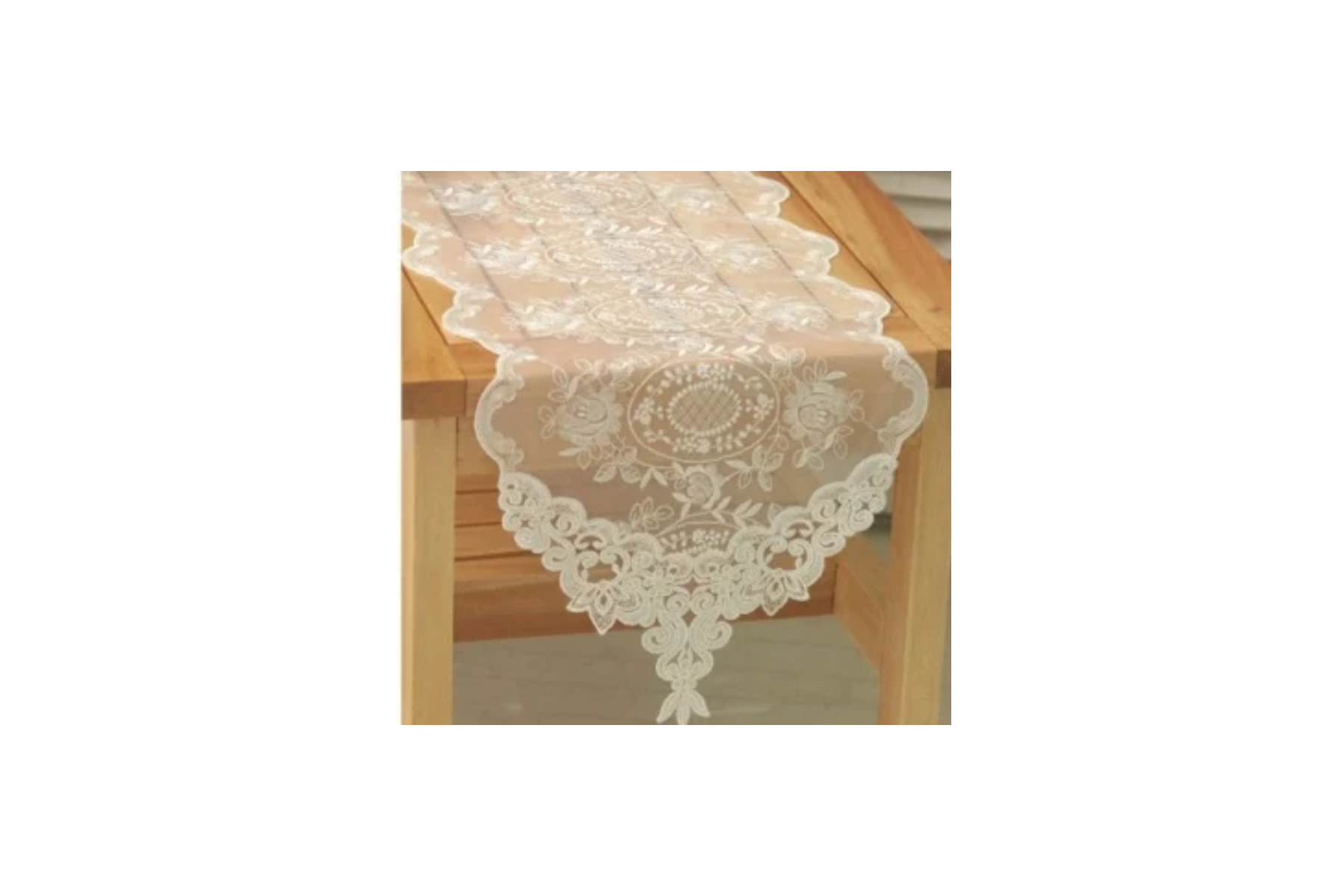 Heirloom Lace Runner WE 10 Listing.png