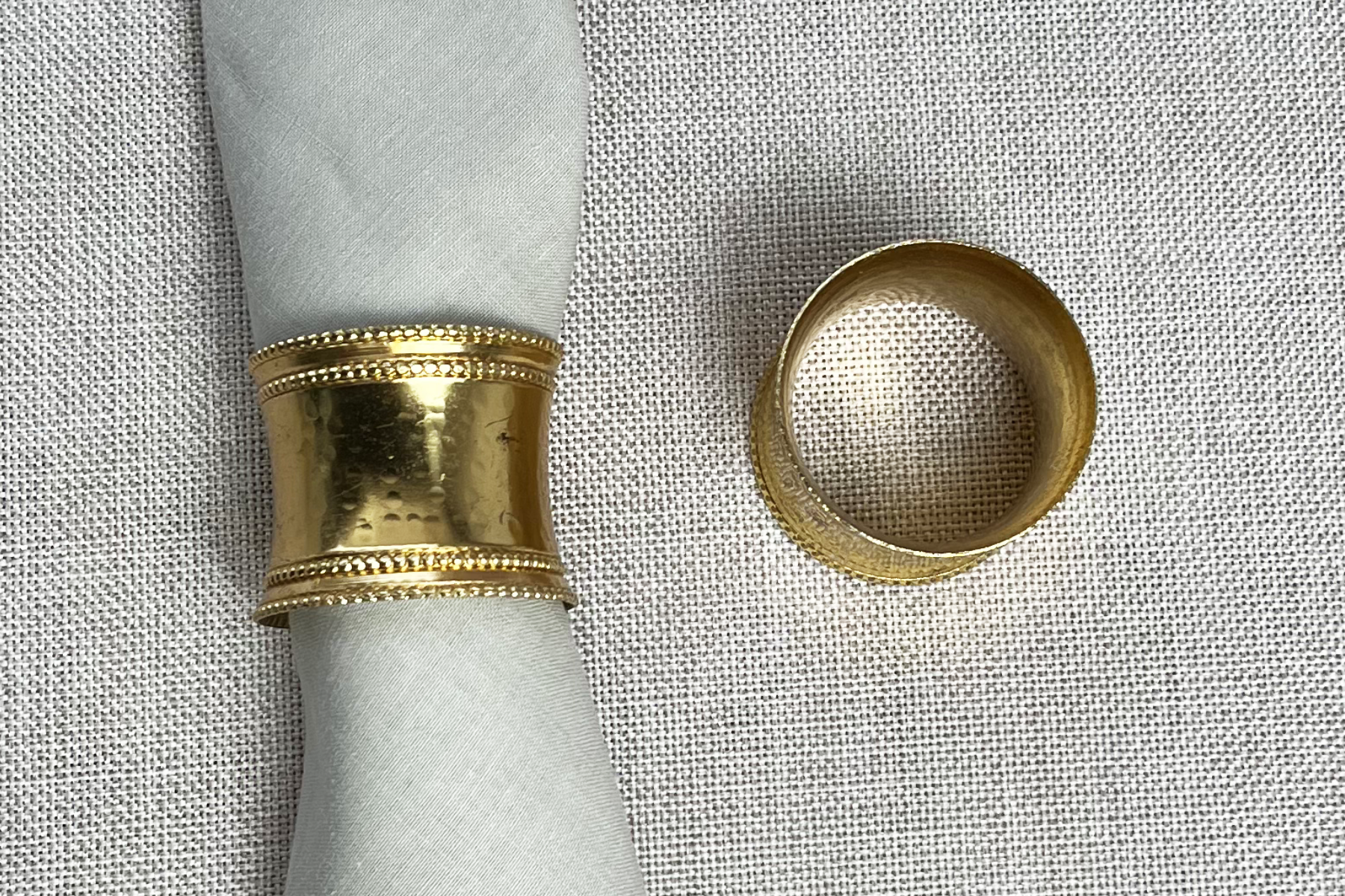 Double Band Hammered Napkin Ring - Gold