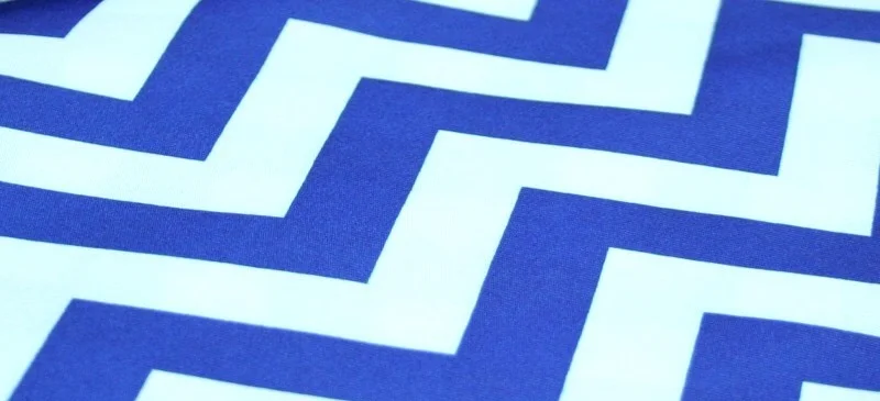 Chevron Poly Linen - Royal & White