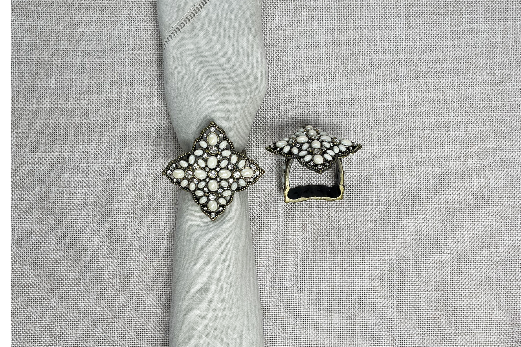 Gatsby Napkin Ring - Pearl Listing 2.png