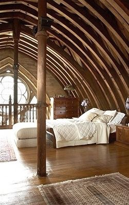 This bedroom feels cosy as well as open and airy.