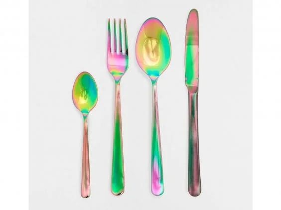 4) Colour Effect Steel Cutlery For some real fun at dinner time, give your guests these colour changing cutlery. They create a ripple of rainbow colour as you move them around, so are perfect for adding some brightness to your dining table.