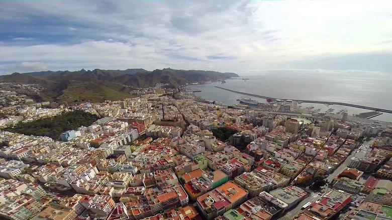  Santa Cruz, the co-capital of the Spanish Autonomous Community of the Canary Islands 