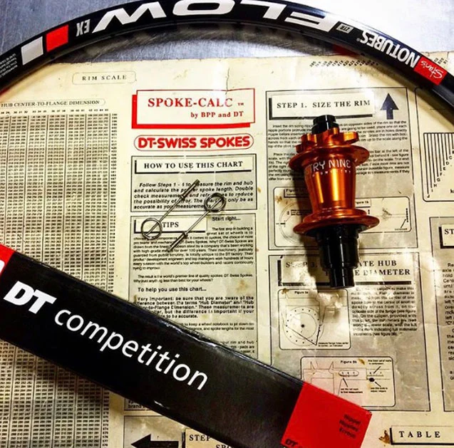 Industry Nine Torch hub with Stan's No Tubes Flow rim