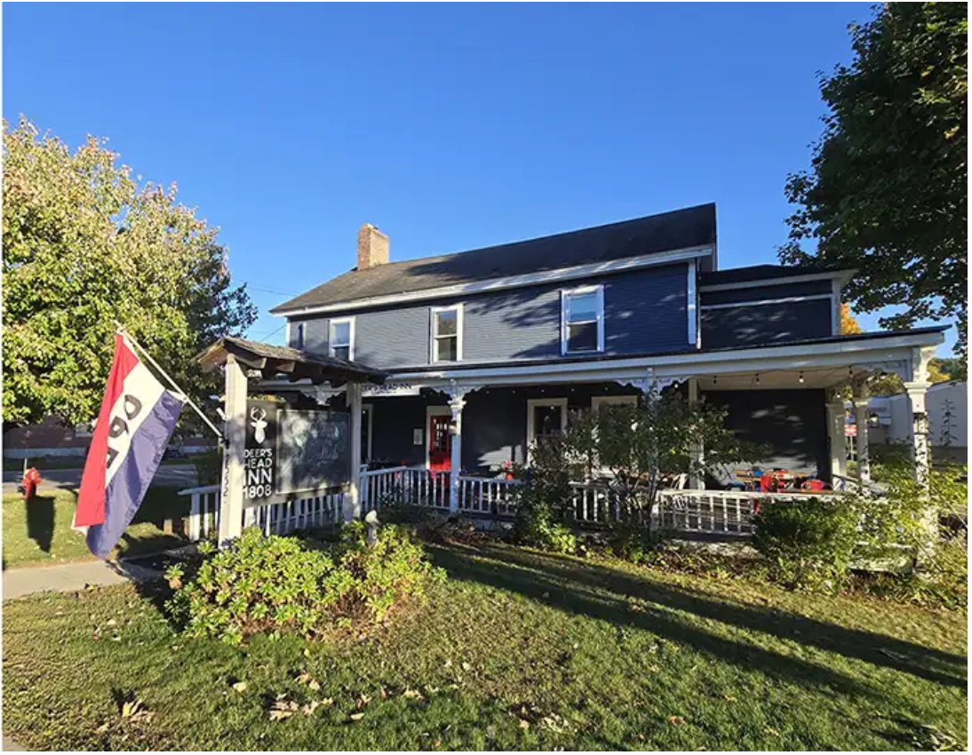 Ottowa Life Magazine: Adirondack Escape